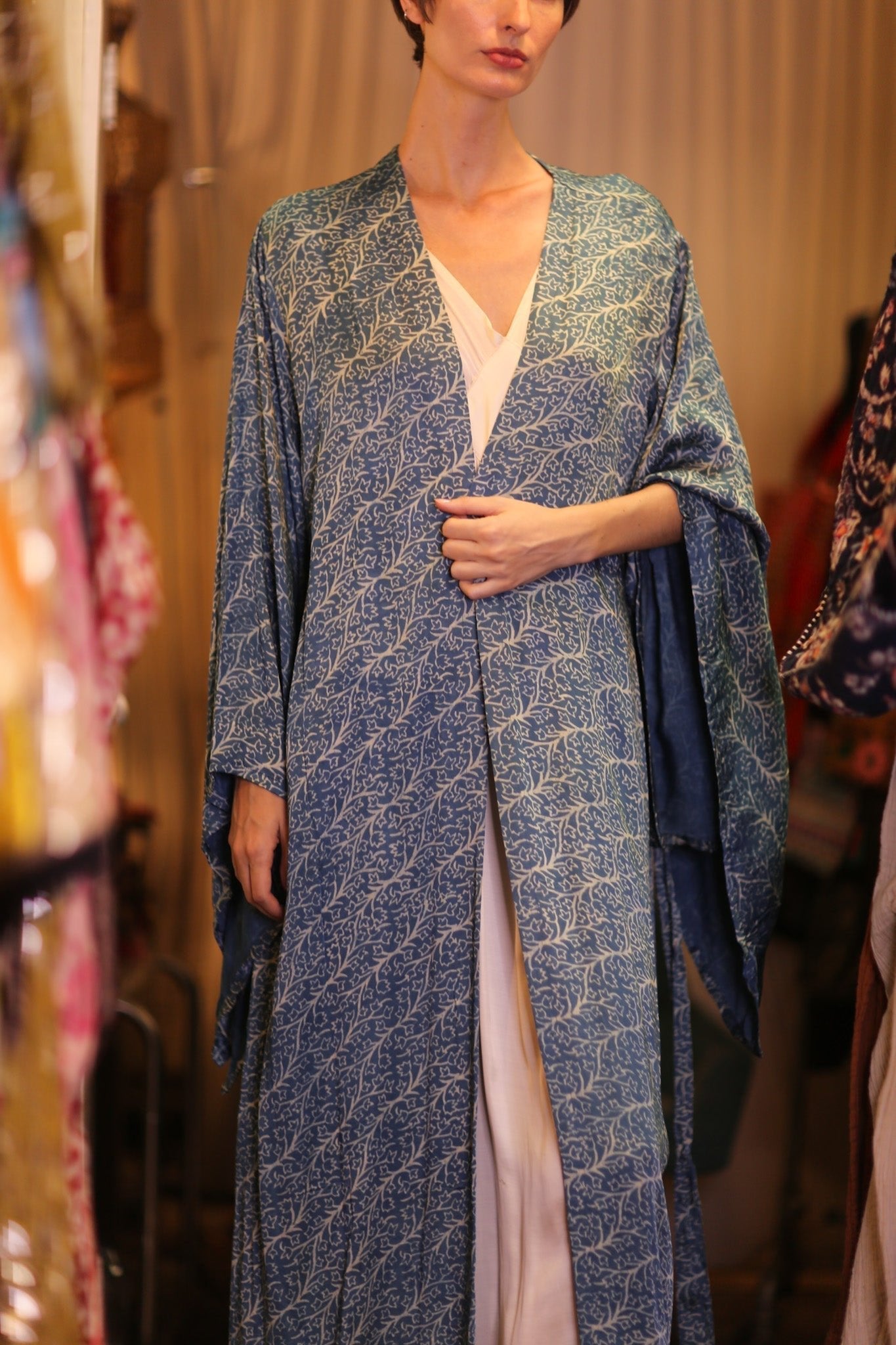 SILK WING KIMONO PINA CORAL - MOMO STUDIO BERLIN - Berlin Concept Store - sustainable & ethical fashion