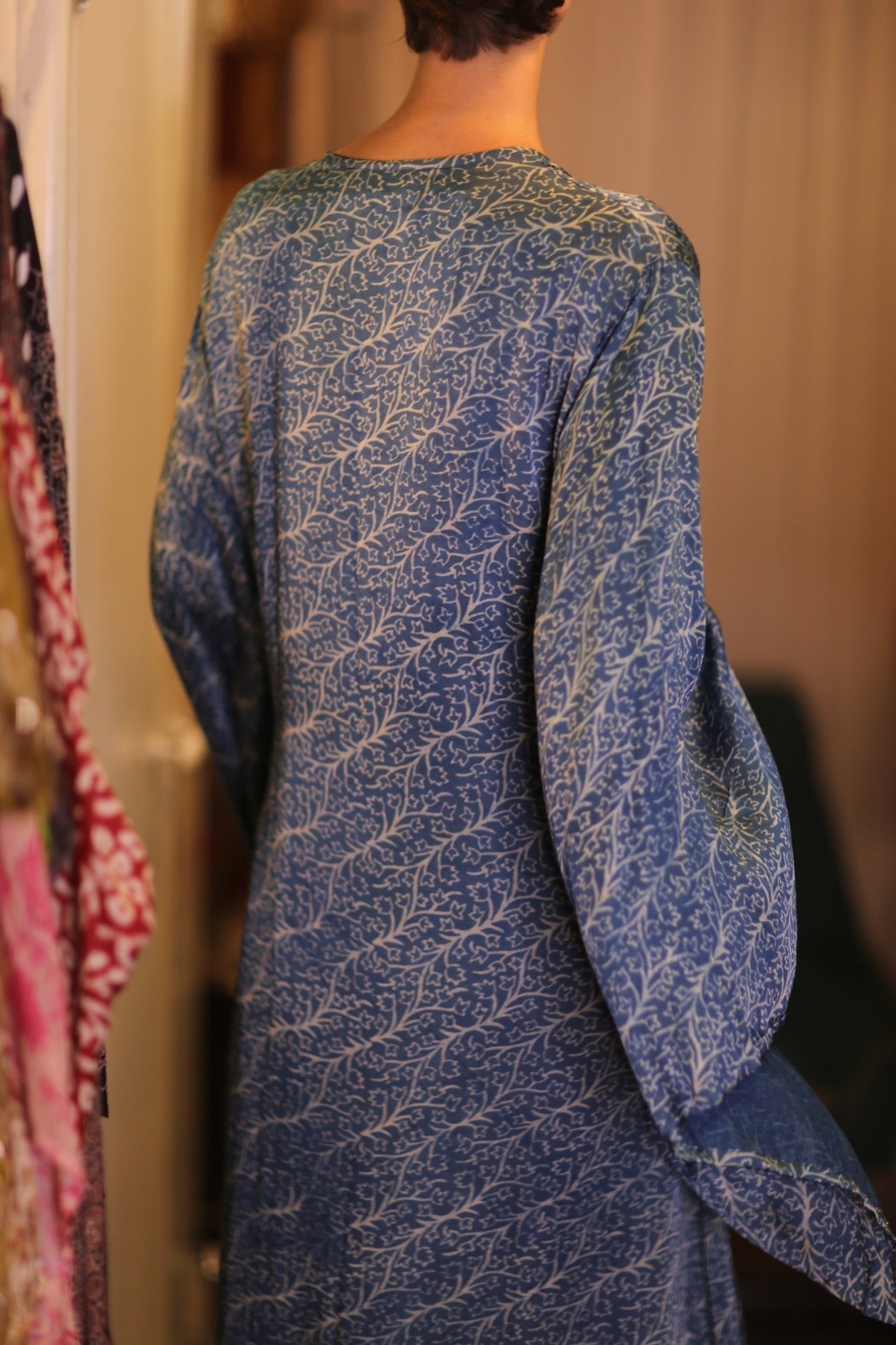 SILK WING KIMONO PINA CORAL - MOMO STUDIO BERLIN - Berlin Concept Store - sustainable & ethical fashion