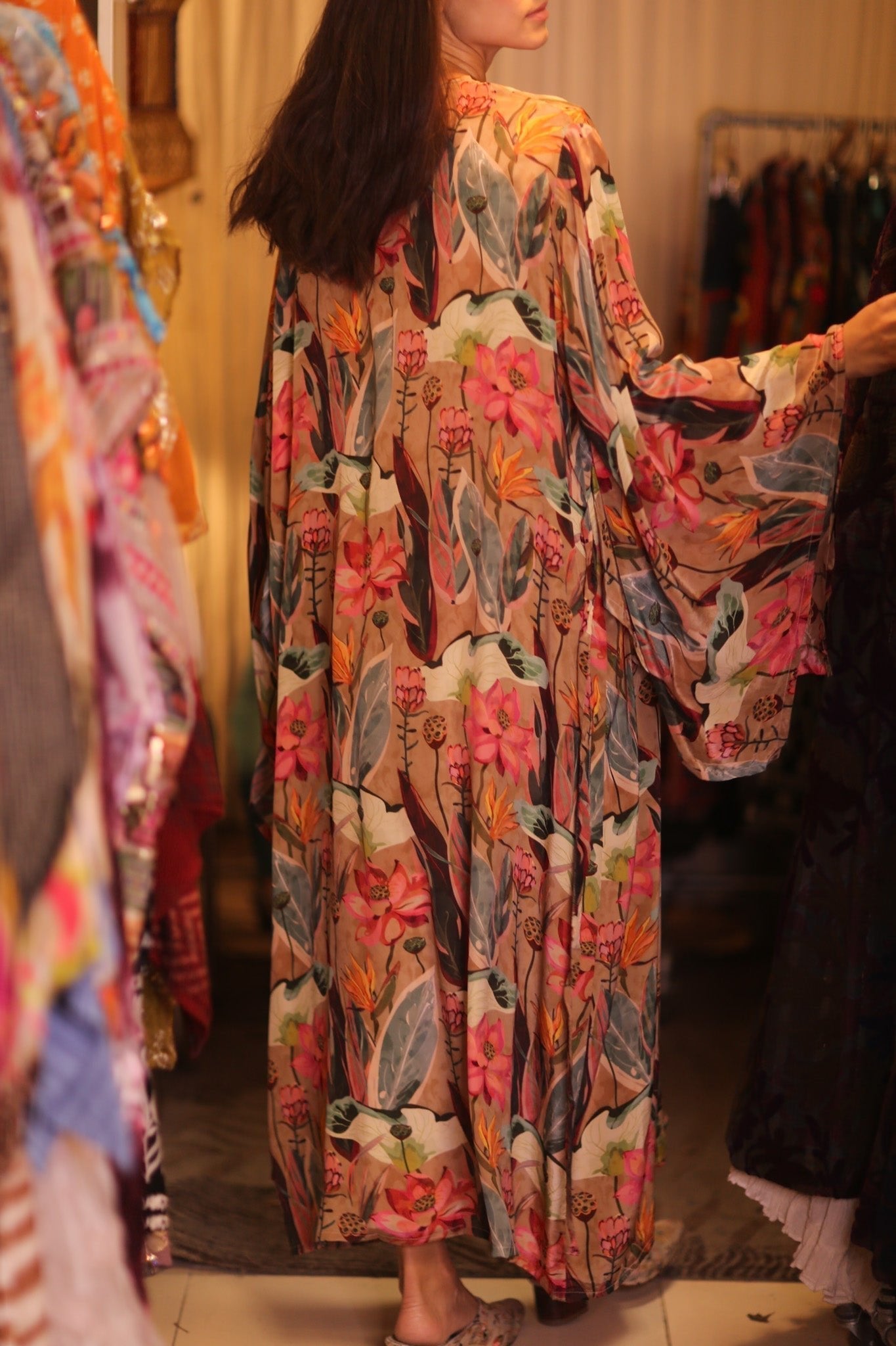 SILK WING KIMONO PINA FLORAL PINKY - MOMO STUDIO BERLIN - Berlin Concept Store - sustainable & ethical fashion