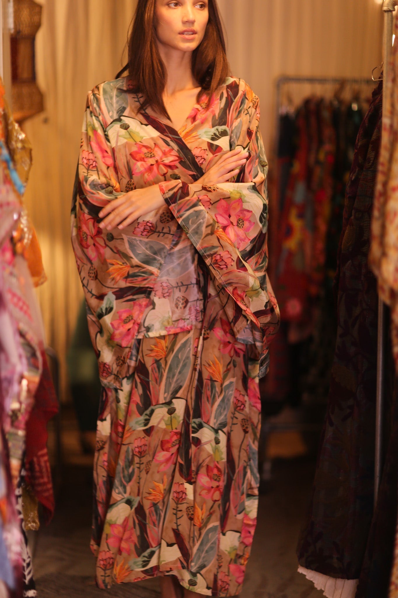 SILK WING KIMONO PINA FLORAL PINKY - MOMO STUDIO BERLIN - Berlin Concept Store - sustainable & ethical fashion
