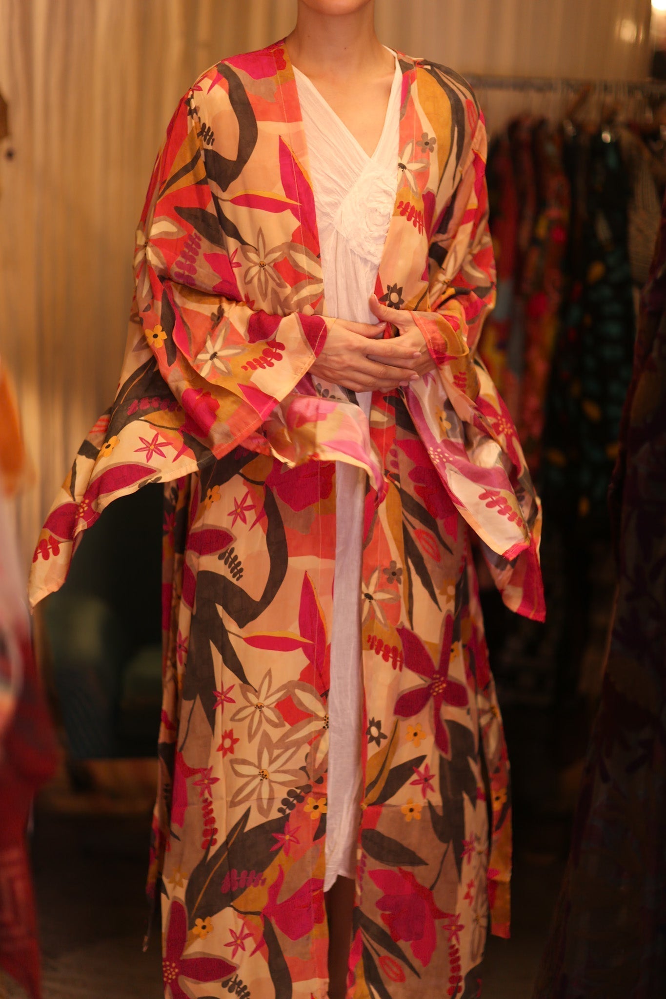 SILK WING KIMONO PINA RITA - MOMO STUDIO BERLIN - Berlin Concept Store - sustainable & ethical fashion