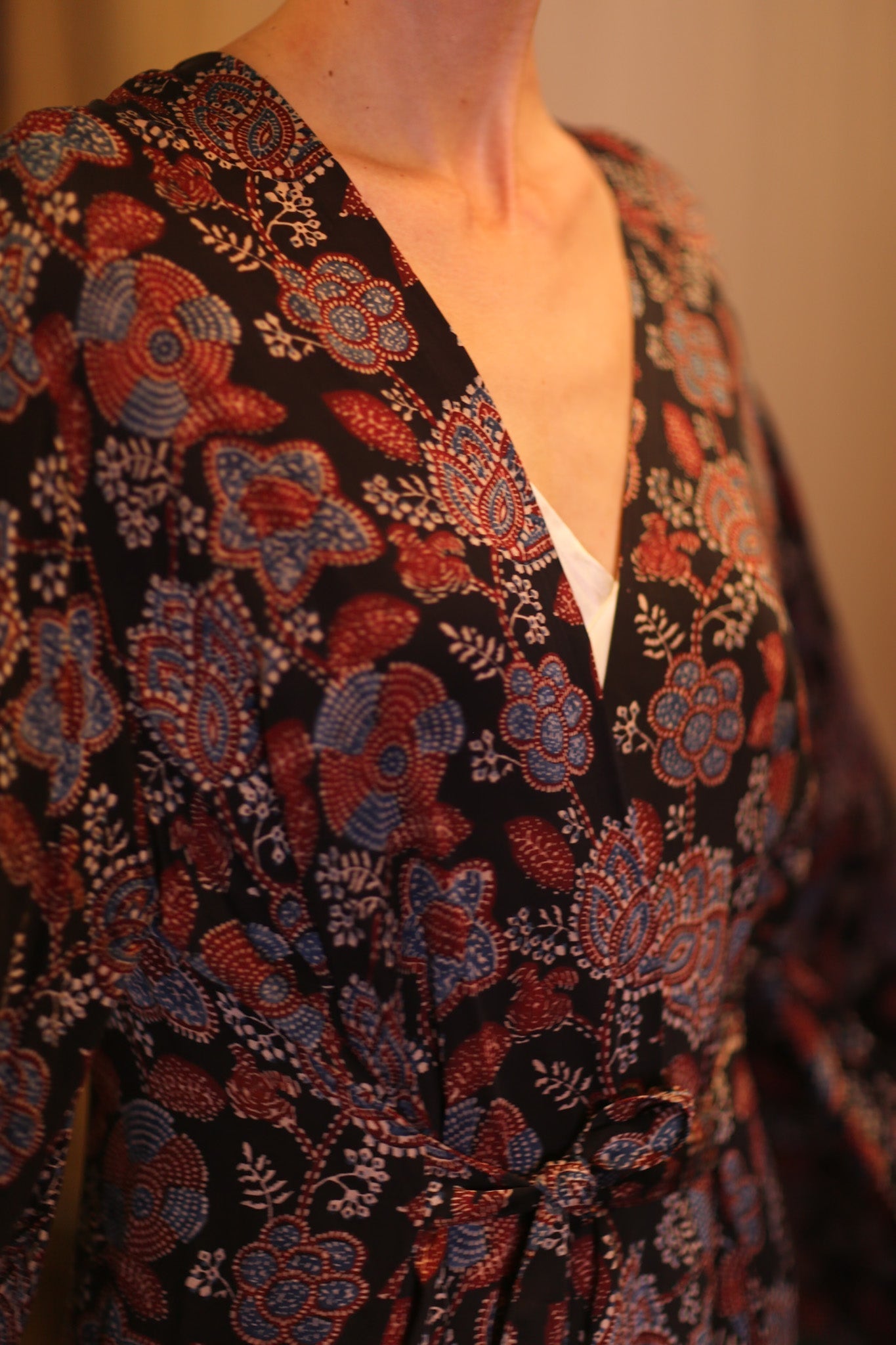 SILK WING KIMONO PINA RUBY - MOMO STUDIO BERLIN - Berlin Concept Store - sustainable & ethical fashion