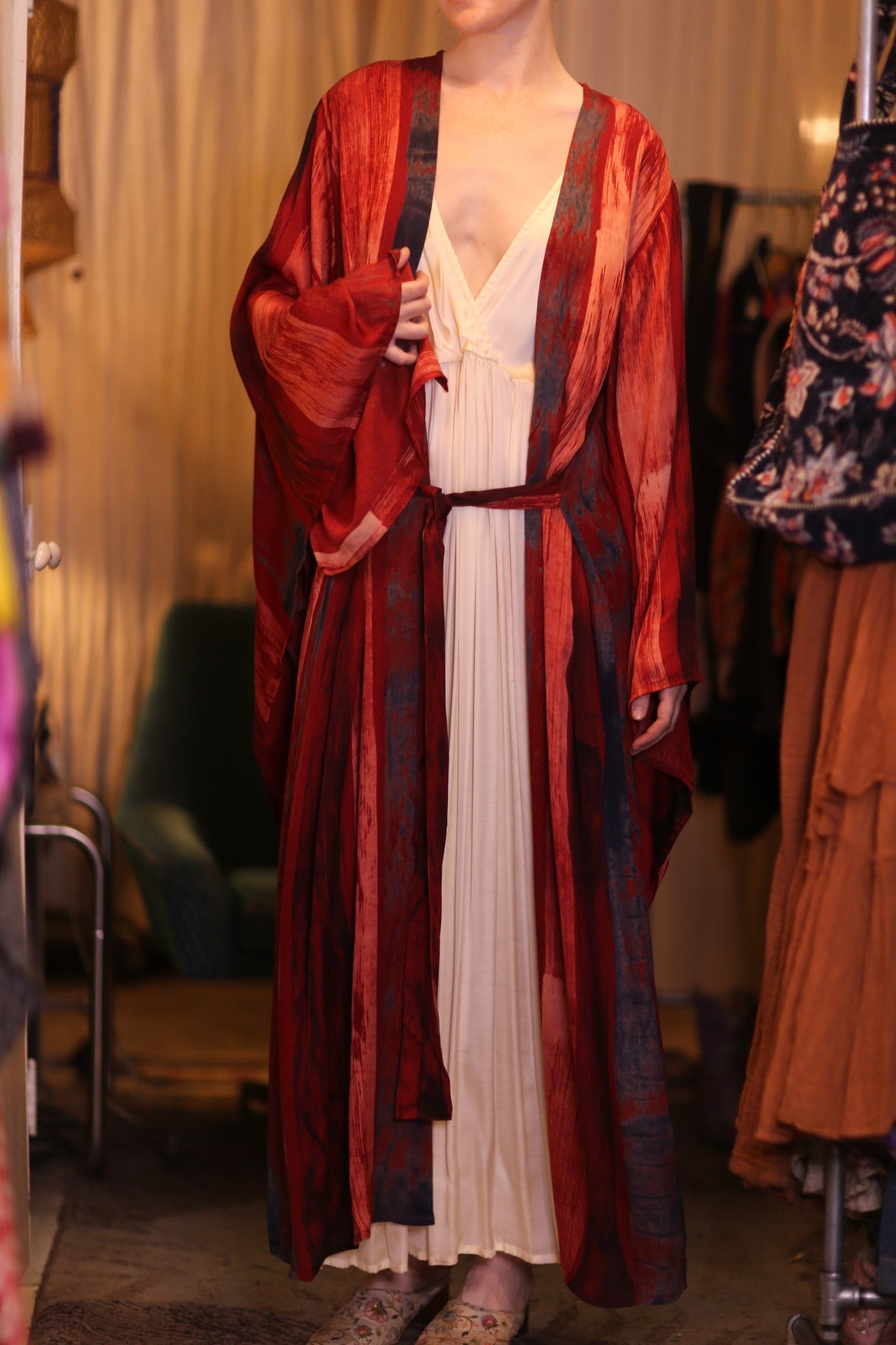 SILK WING KIMONO PINA SAMEE - MOMO STUDIO BERLIN - Berlin Concept Store - sustainable & ethical fashion