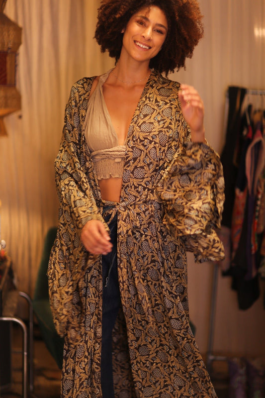 SILK WING KIMONO PINA SAPYIT - MOMO STUDIO BERLIN - Berlin Concept Store - sustainable & ethical fashion