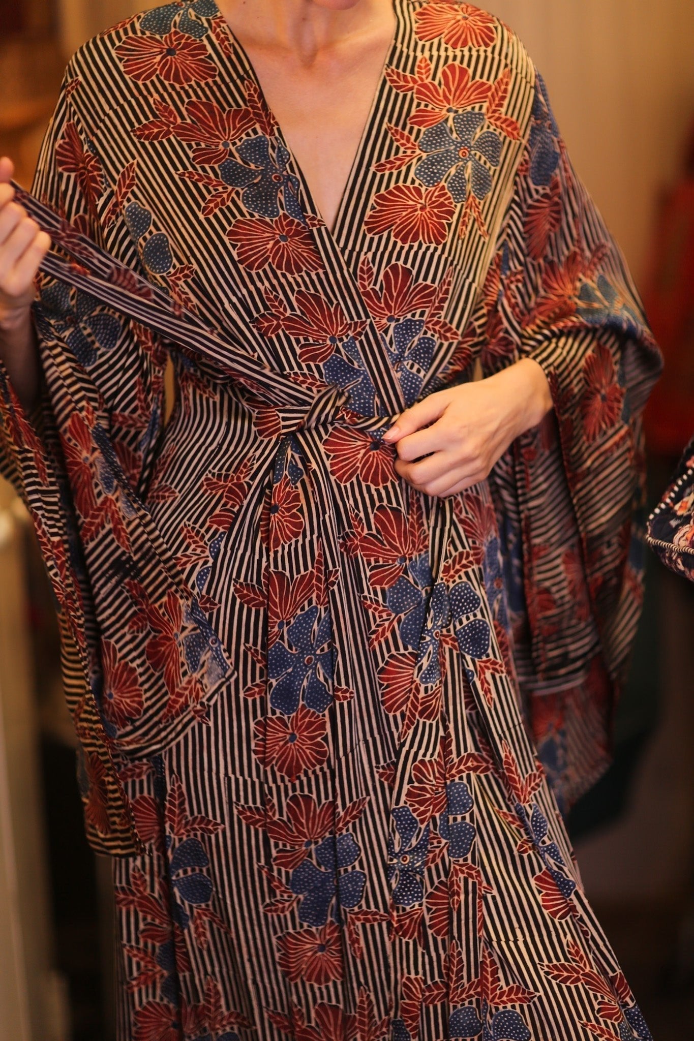 SILK WING KIMONO PINA SPELMAN - MOMO STUDIO BERLIN - Berlin Concept Store - sustainable & ethical fashion