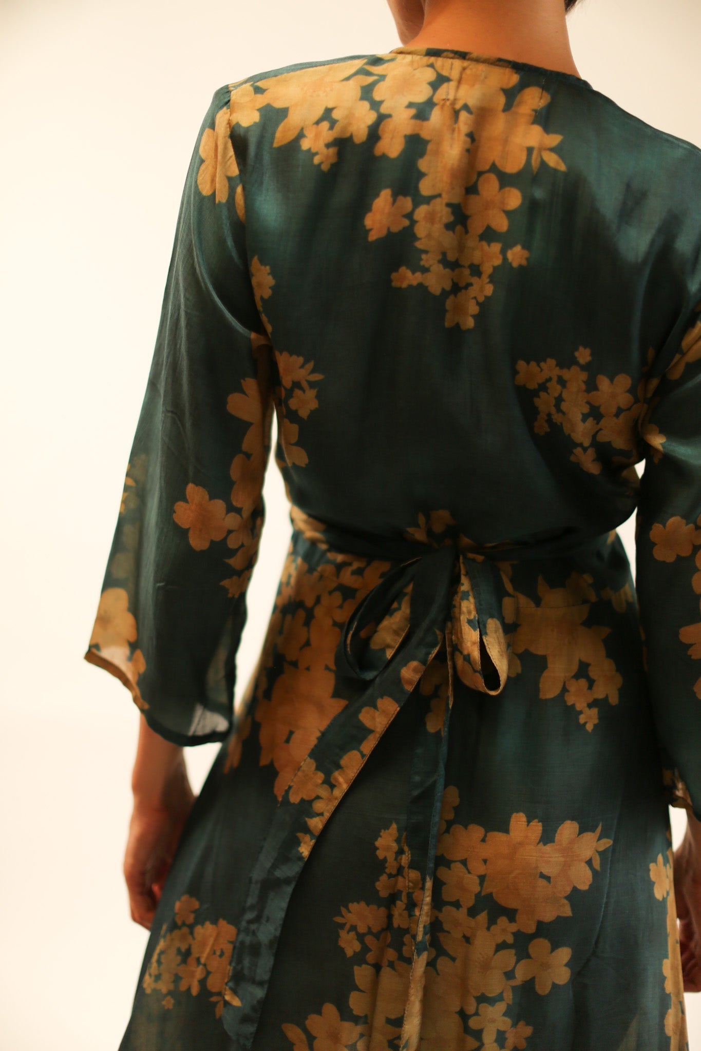 SILK WRAP DRESS BASHA - MOMO STUDIO BERLIN - Berlin Concept Store - sustainable & ethical fashion