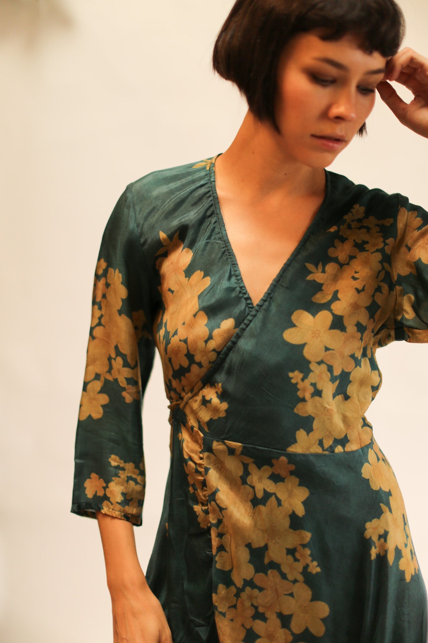 SILK WRAP DRESS BASHA - MOMO STUDIO BERLIN - Berlin Concept Store - sustainable & ethical fashion