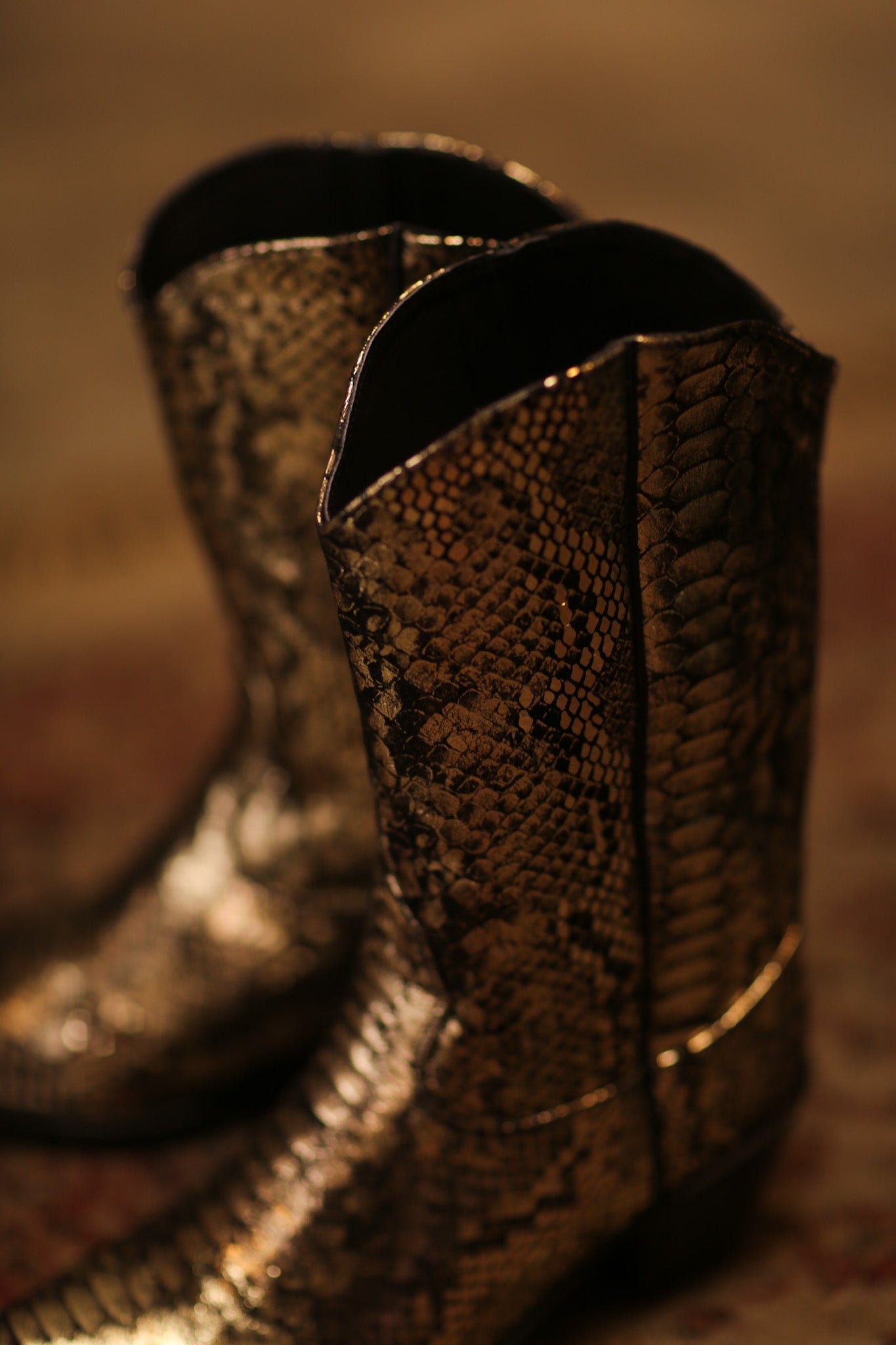 SNAKE PRINT WESTERN BOOTS SANU - MOMO STUDIO BERLIN - Berlin Concept Store - sustainable & ethical fashion