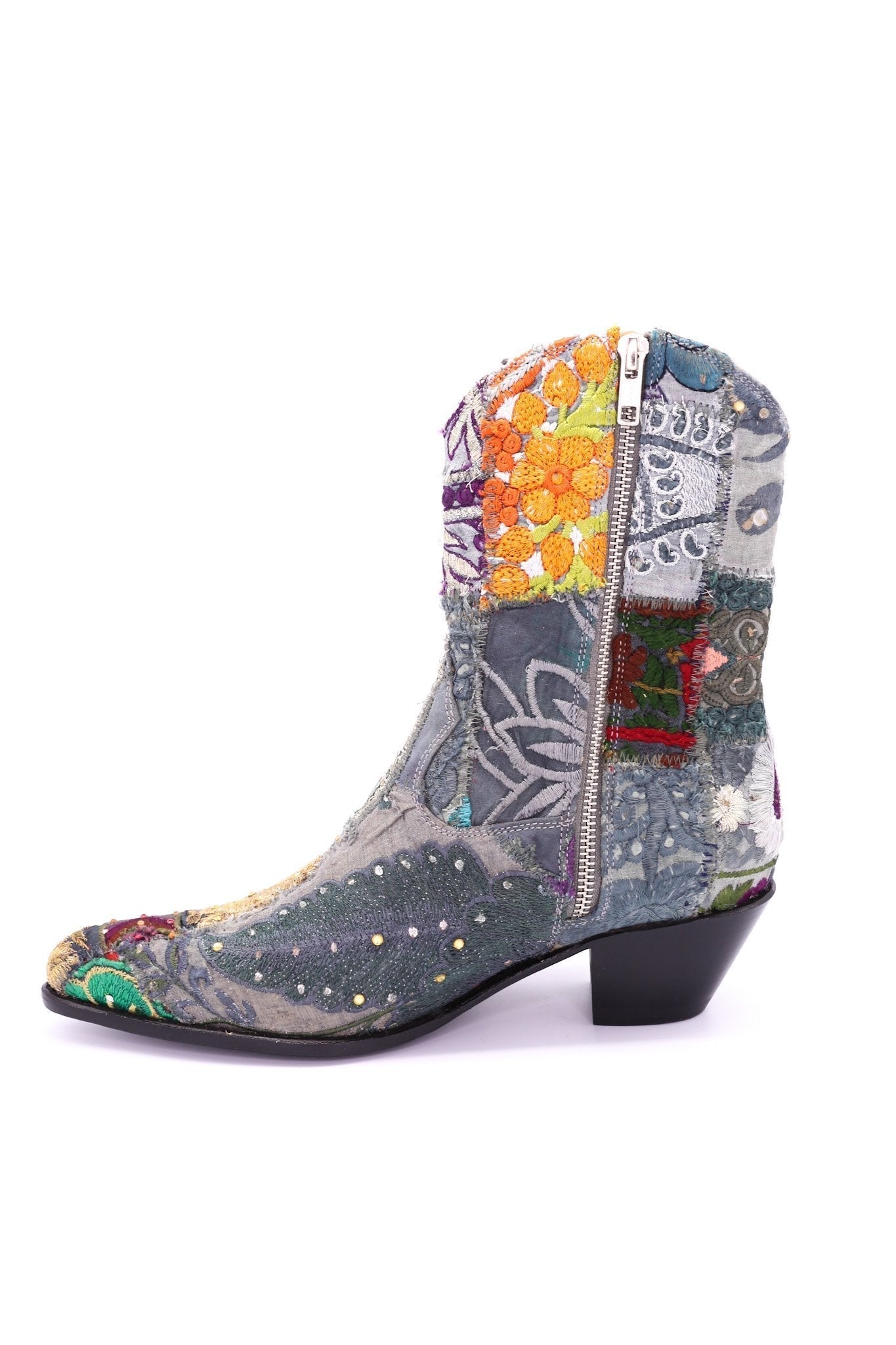 SUNNY DAYS EMBROIDERED ANKLE BOOTS - MOMO STUDIO BERLIN - Berlin Concept Store - sustainable & ethical fashion