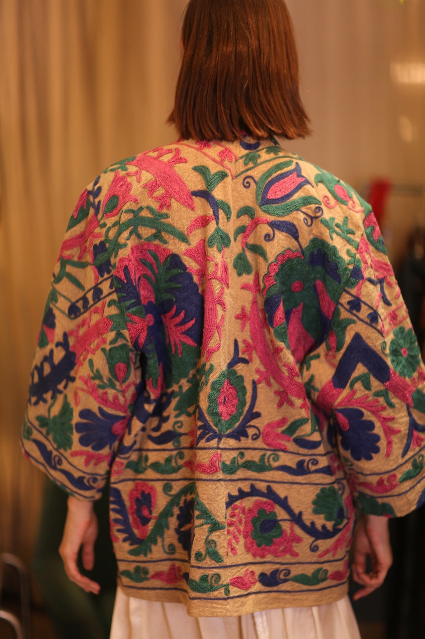 SUZANI EMBROIDERED SHORT KIMONO MONTY AMET - MOMO STUDIO BERLIN - Berlin Concept Store - sustainable & ethical fashion