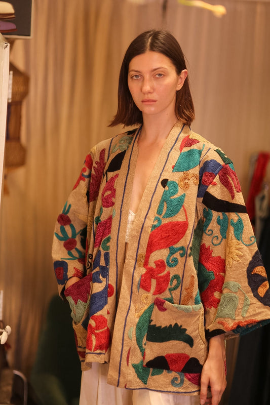 SUZANI EMBROIDERED SHORT KIMONO MONTY MAYI - MOMO STUDIO BERLIN - Berlin Concept Store - sustainable & ethical fashion