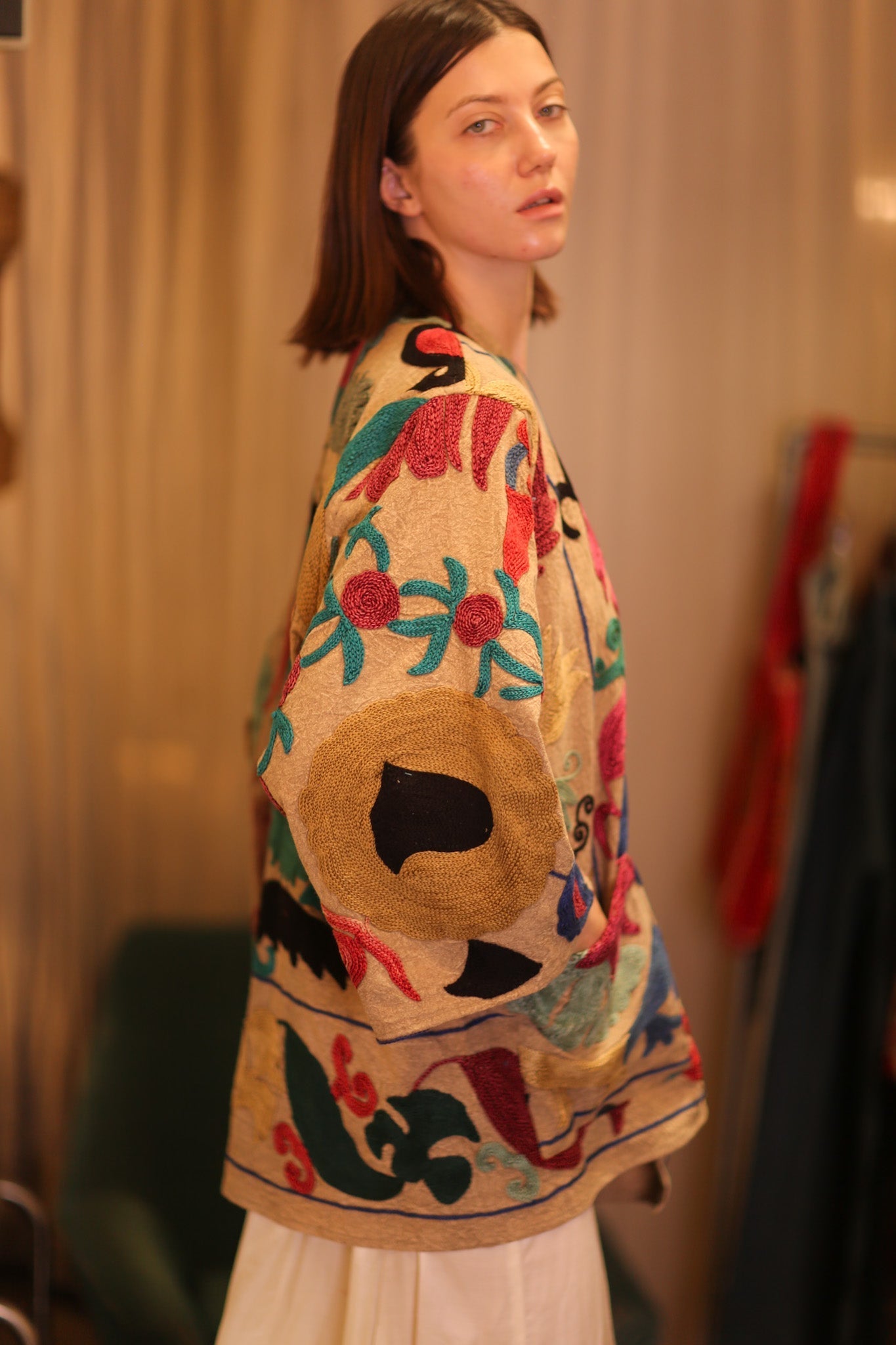 SUZANI EMBROIDERED SHORT KIMONO MONTY MAYI - MOMO STUDIO BERLIN - Berlin Concept Store - sustainable & ethical fashion