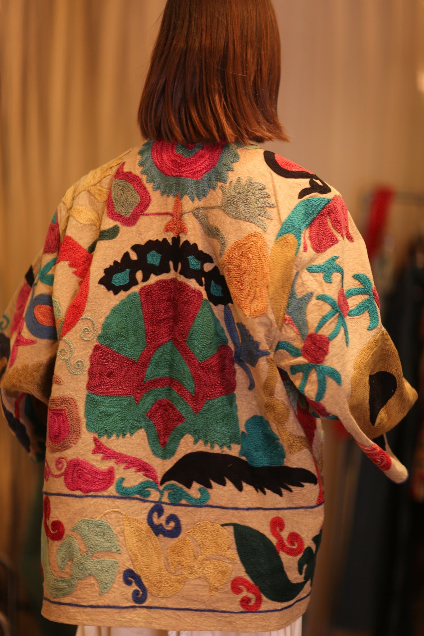 SUZANI EMBROIDERED SHORT KIMONO MONTY MAYI - MOMO STUDIO BERLIN - Berlin Concept Store - sustainable & ethical fashion