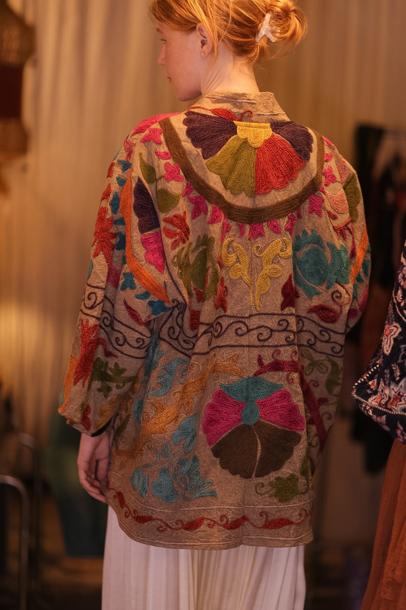 SUZANI EMBROIDERED SHORT KIMONO MONTY WADI - MOMO STUDIO BERLIN - Berlin Concept Store - sustainable & ethical fashion