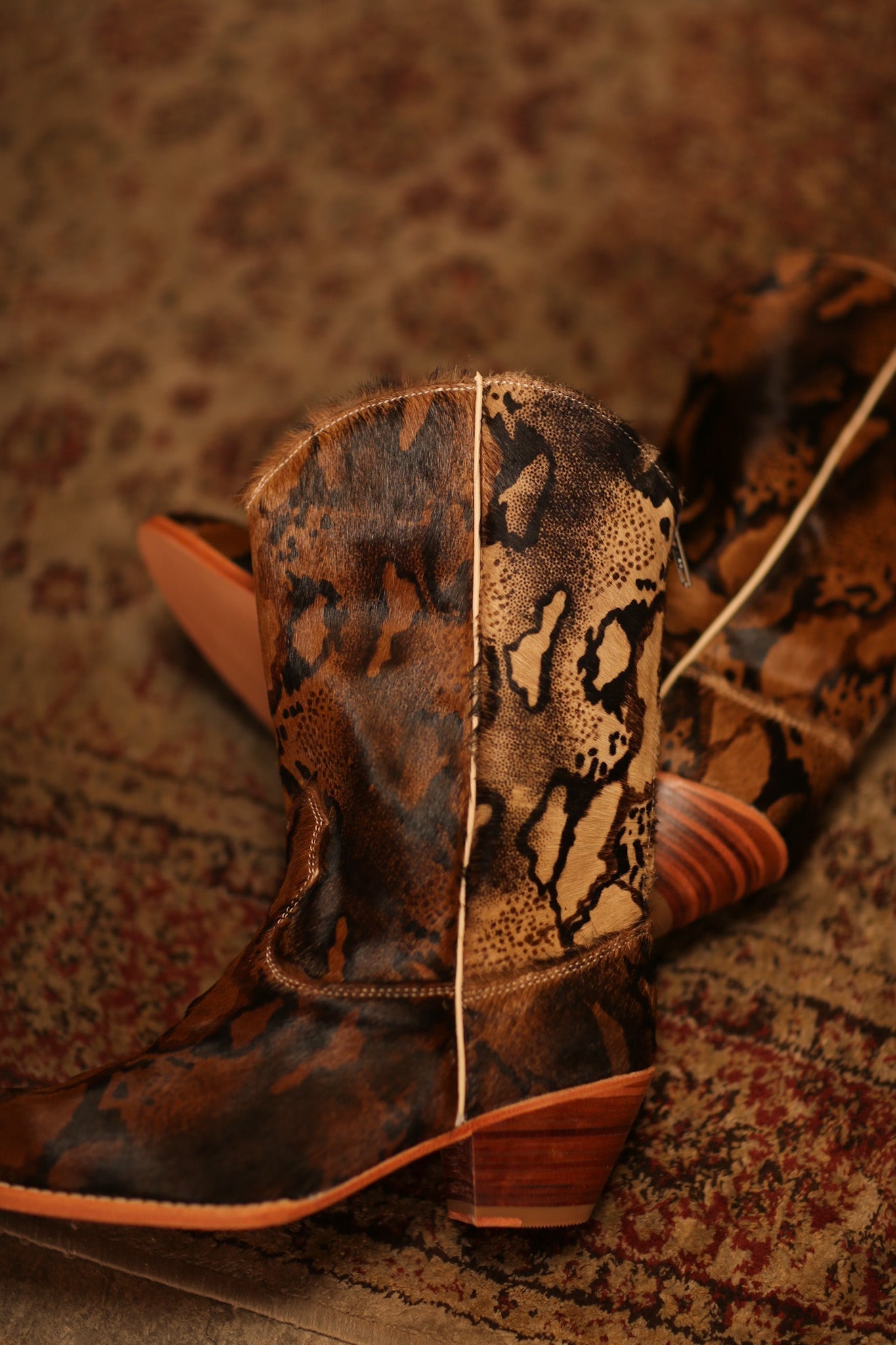 TAN ANIMAL PRINT WESTERN BOOTS - MOMO STUDIO BERLIN - Berlin Concept Store - sustainable & ethical fashion