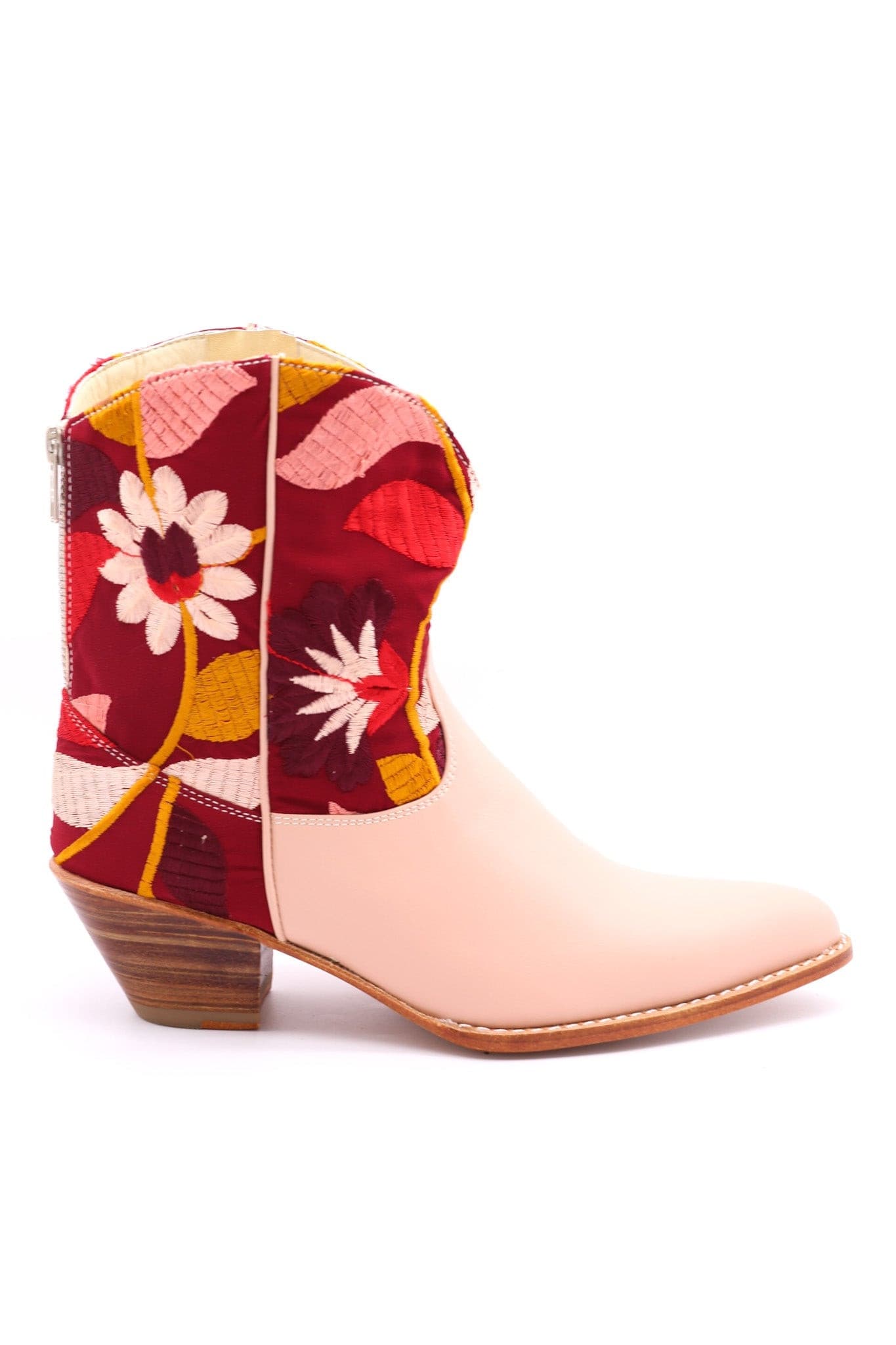 TENDER PINK FLOWER BOOTS SIA - MOMO STUDIO BERLIN - Berlin Concept Store - sustainable & ethical fashion