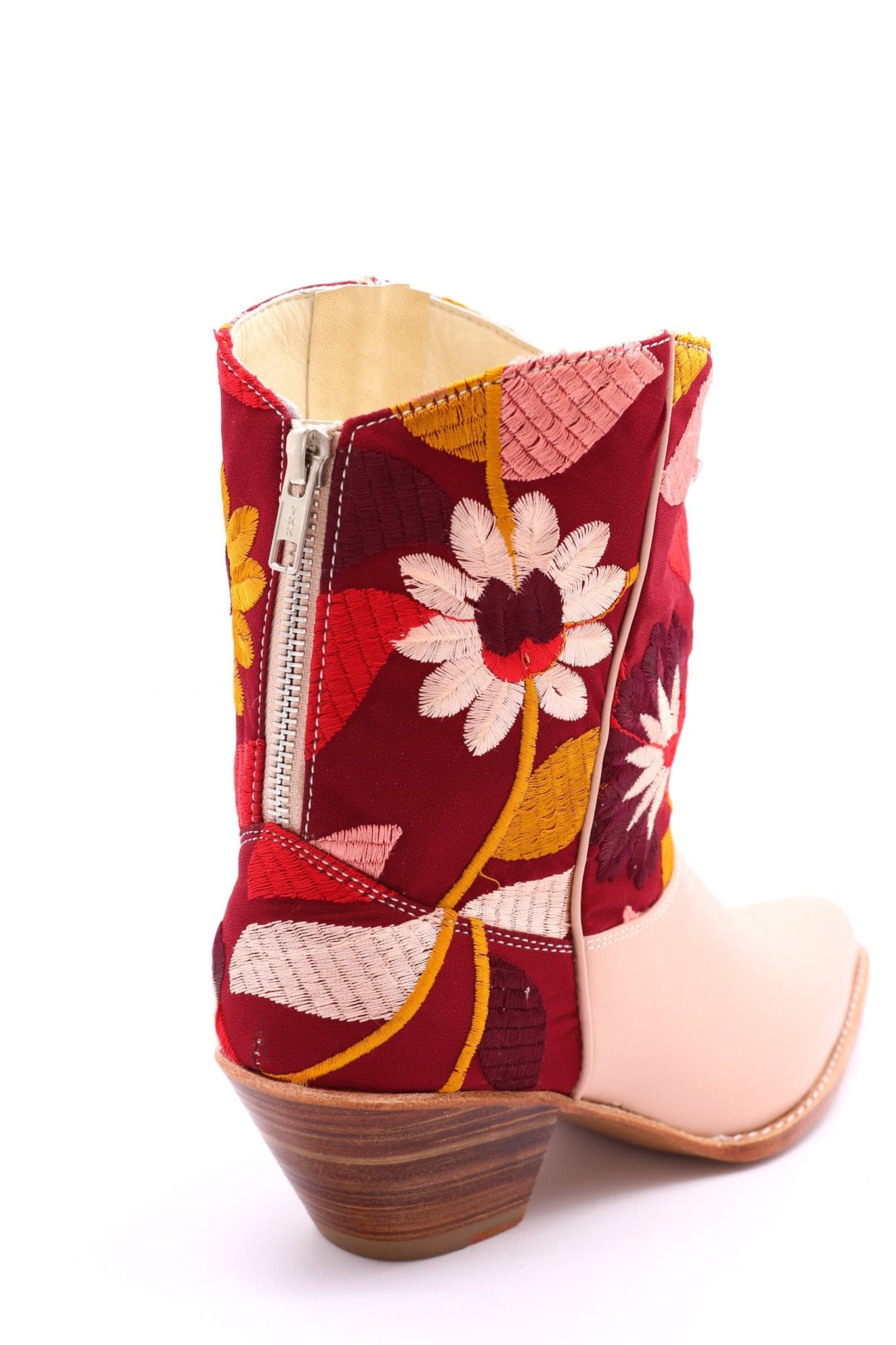 TENDER PINK FLOWER BOOTS SIA - MOMO STUDIO BERLIN - Berlin Concept Store - sustainable & ethical fashion