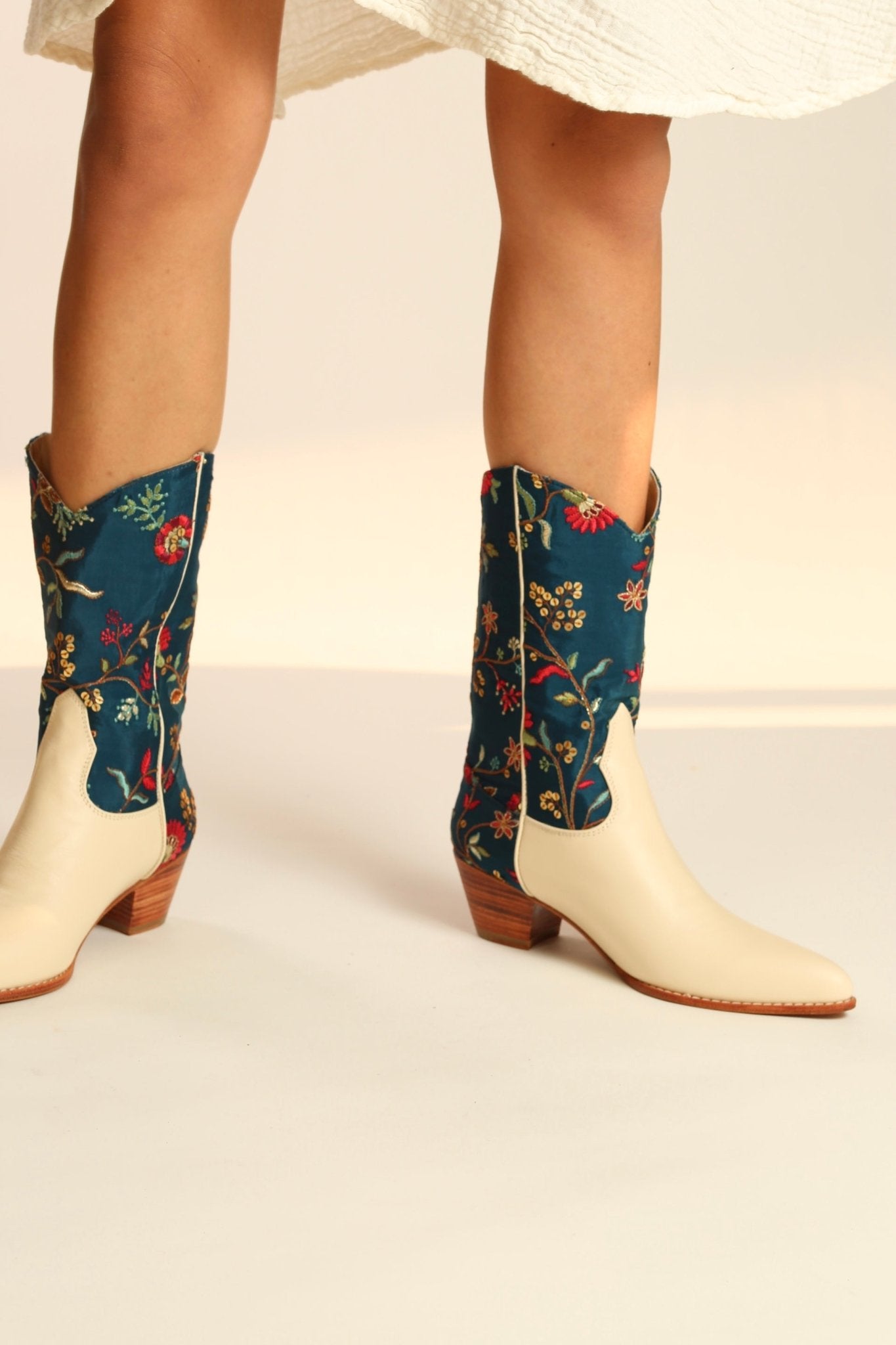 TURQUOISE WESTERN BOOTS BERNADETA - MOMO STUDIO BERLIN - Berlin Concept Store - sustainable & ethical fashion