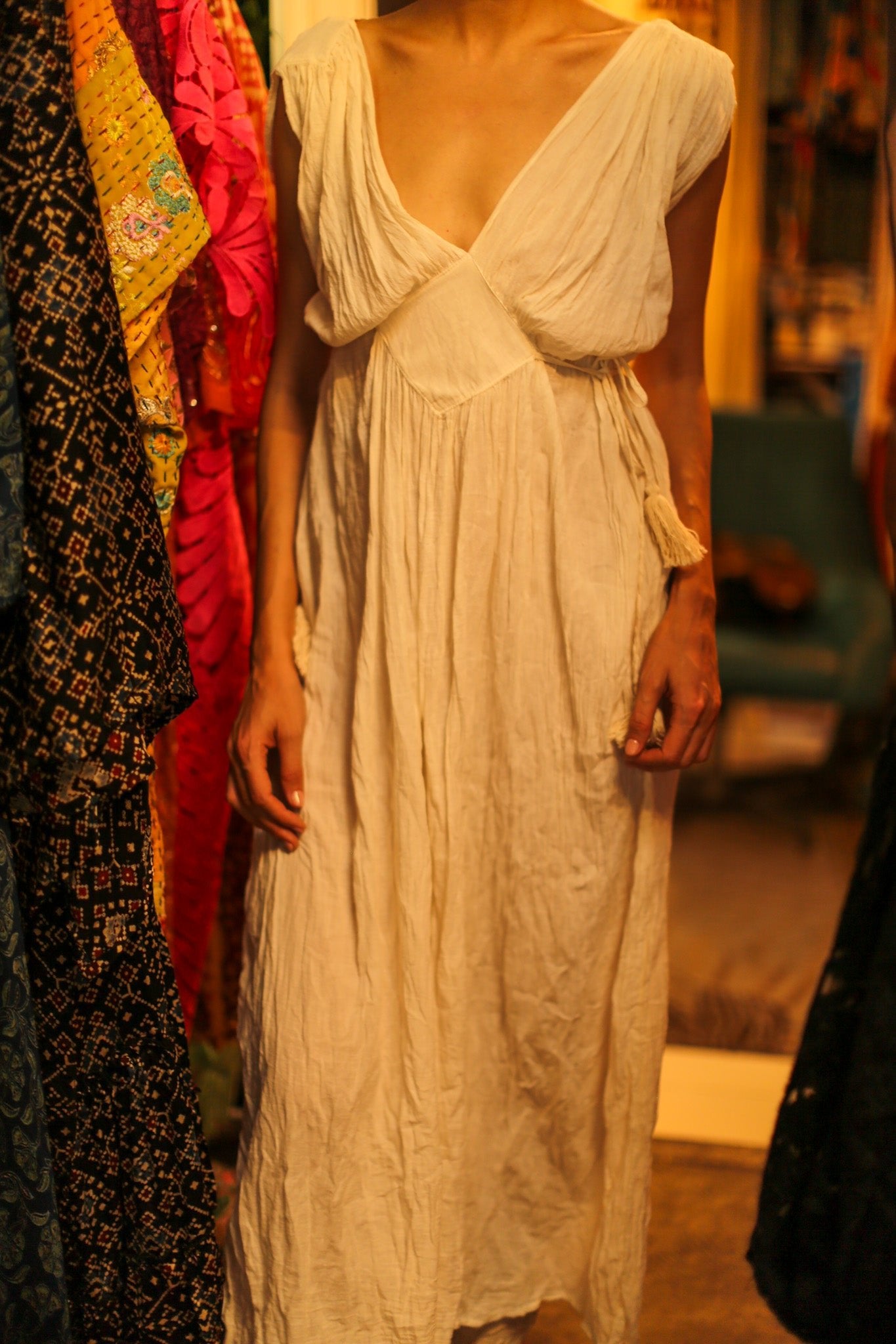 V NECK COTTON SHOUlDER DRESS CLIO - MOMO STUDIO BERLIN - Berlin Concept Store - sustainable & ethical fashion