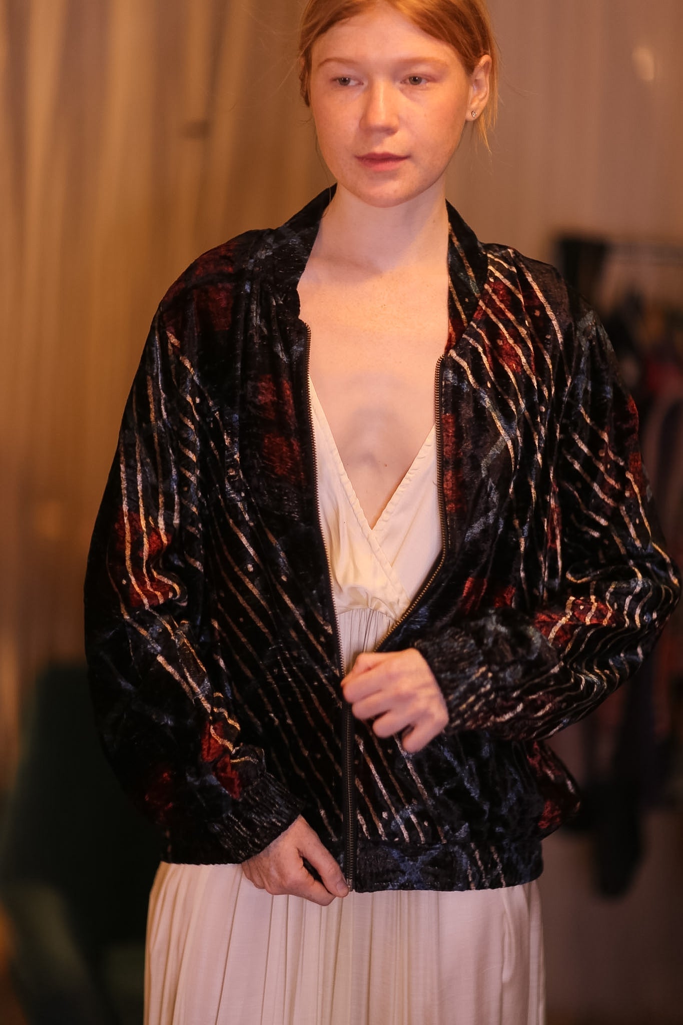 VELVET BOMBER JACKET NANKYO - MOMO STUDIO BERLIN - Berlin Concept Store - sustainable & ethical fashion
