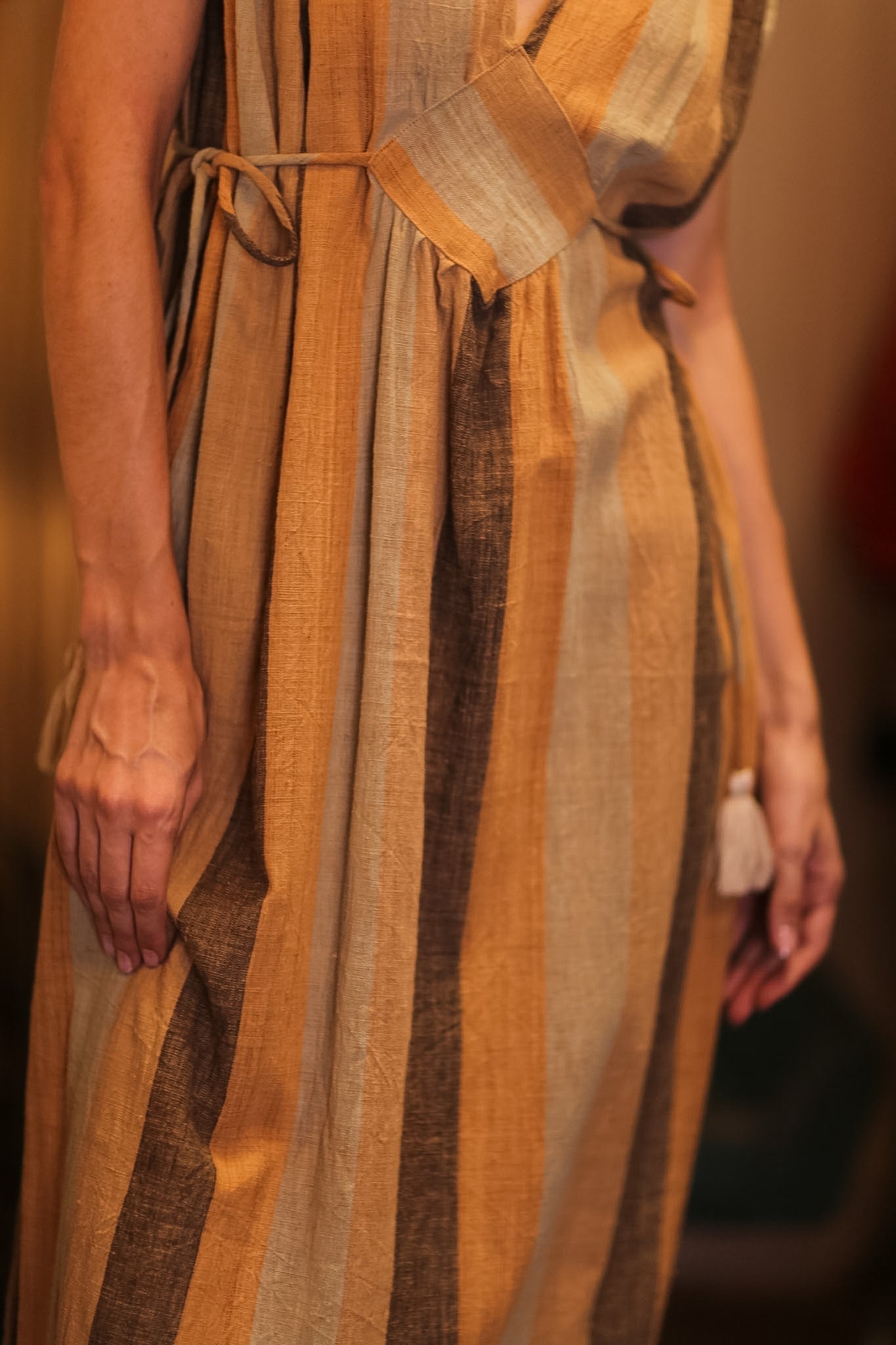 VICTORIA COTTON DRESS ELARA - BANGKOK TAILOR CLOTHING STORE - HANDMADE CLOTHING