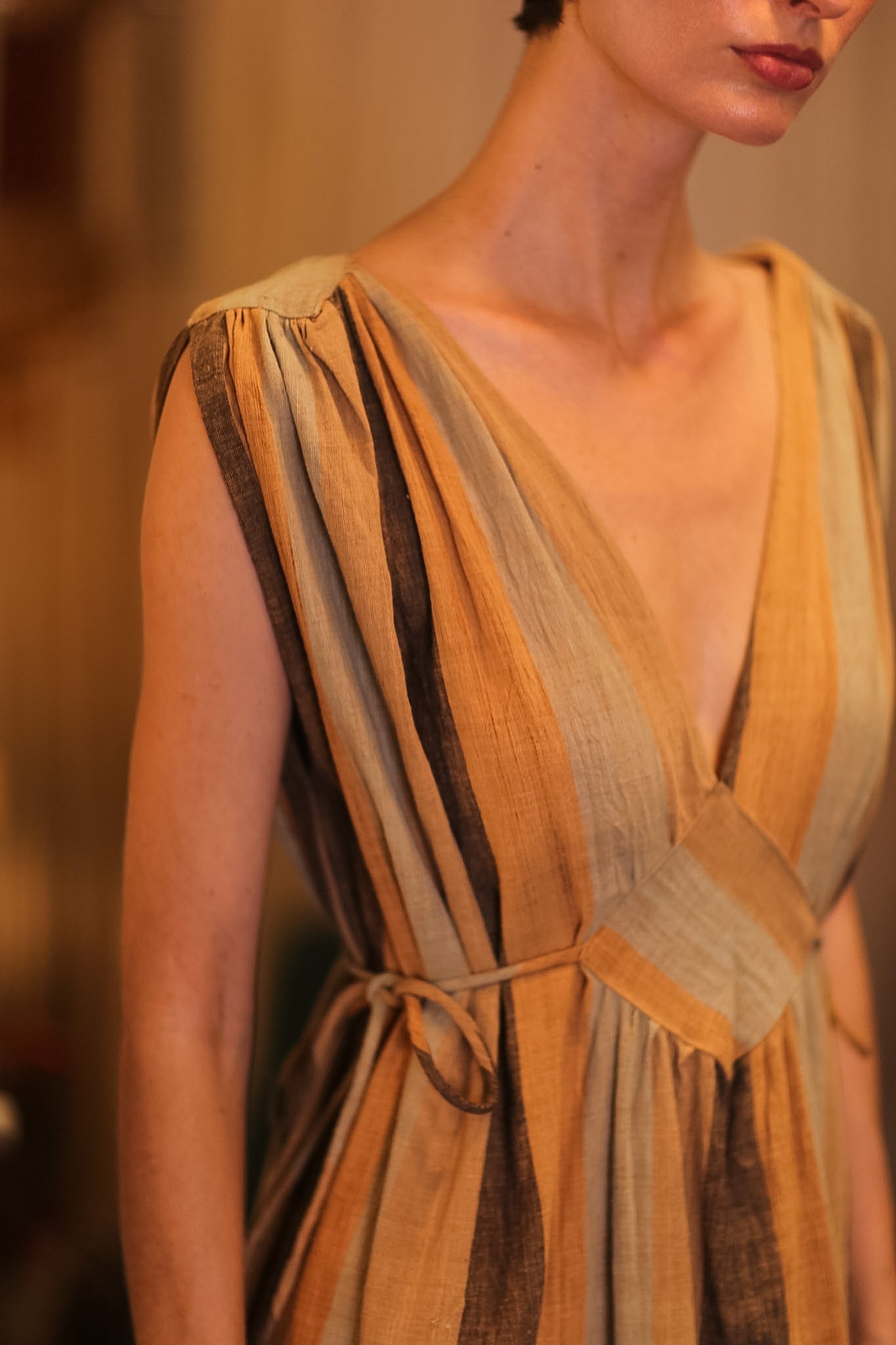 VICTORIA COTTON DRESS ELARA - BANGKOK TAILOR CLOTHING STORE - HANDMADE CLOTHING