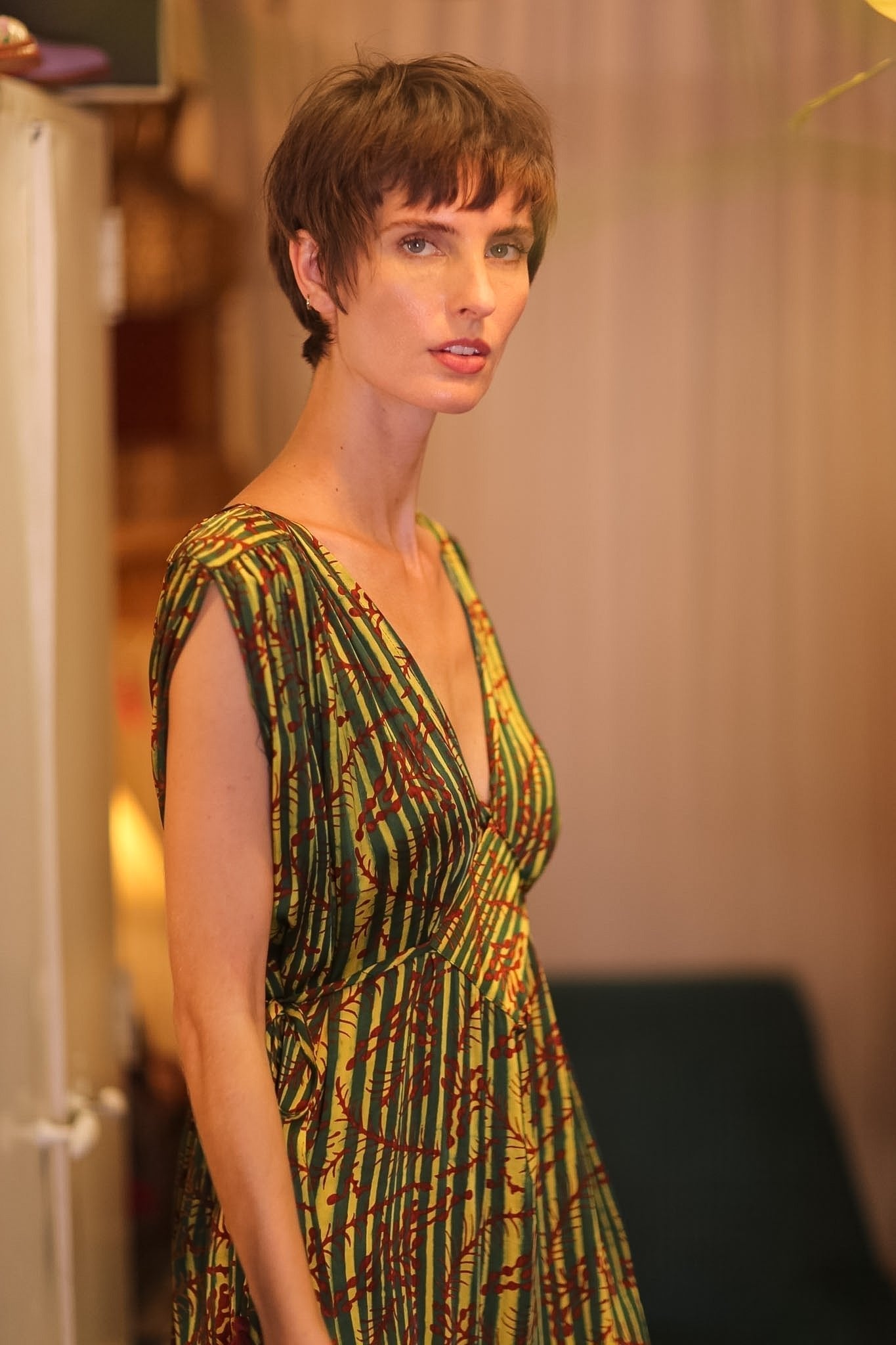 VICTORIA SILK DRESS BAMREST - BANGKOK TAILOR CLOTHING STORE - HANDMADE CLOTHING