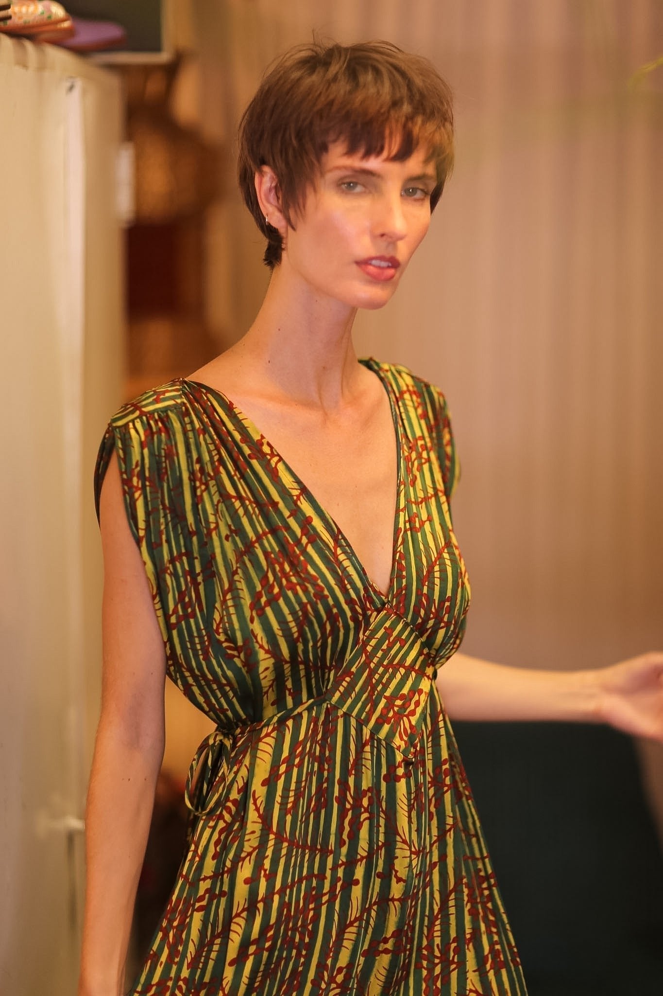 VICTORIA SILK DRESS BAMREST - BANGKOK TAILOR CLOTHING STORE - HANDMADE CLOTHING