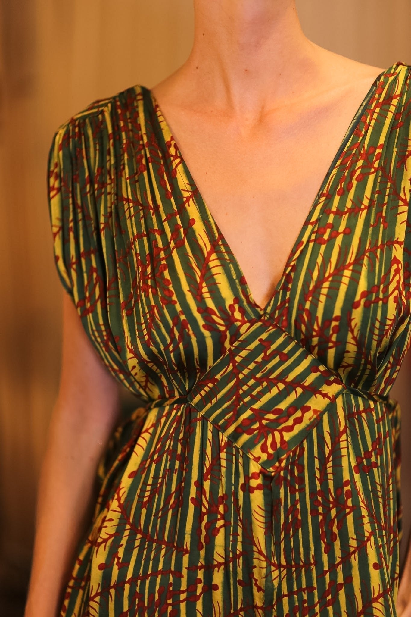 VICTORIA SILK DRESS BAMREST - MOMO STUDIO BERLIN - Berlin Concept Store - sustainable & ethical fashion