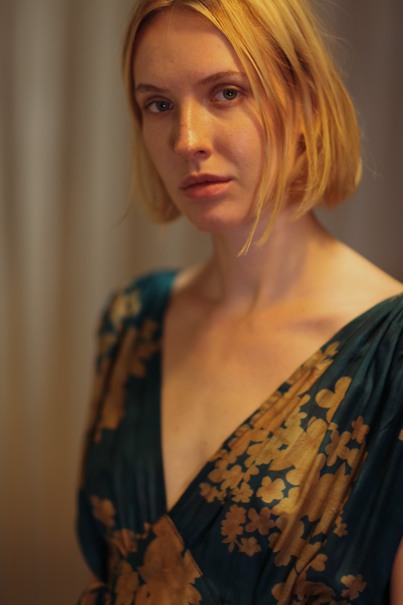 VICTORIA SILK DRESS GOLDEN BOUQUET - MOMO STUDIO BERLIN - Berlin Concept Store - sustainable & ethical fashion