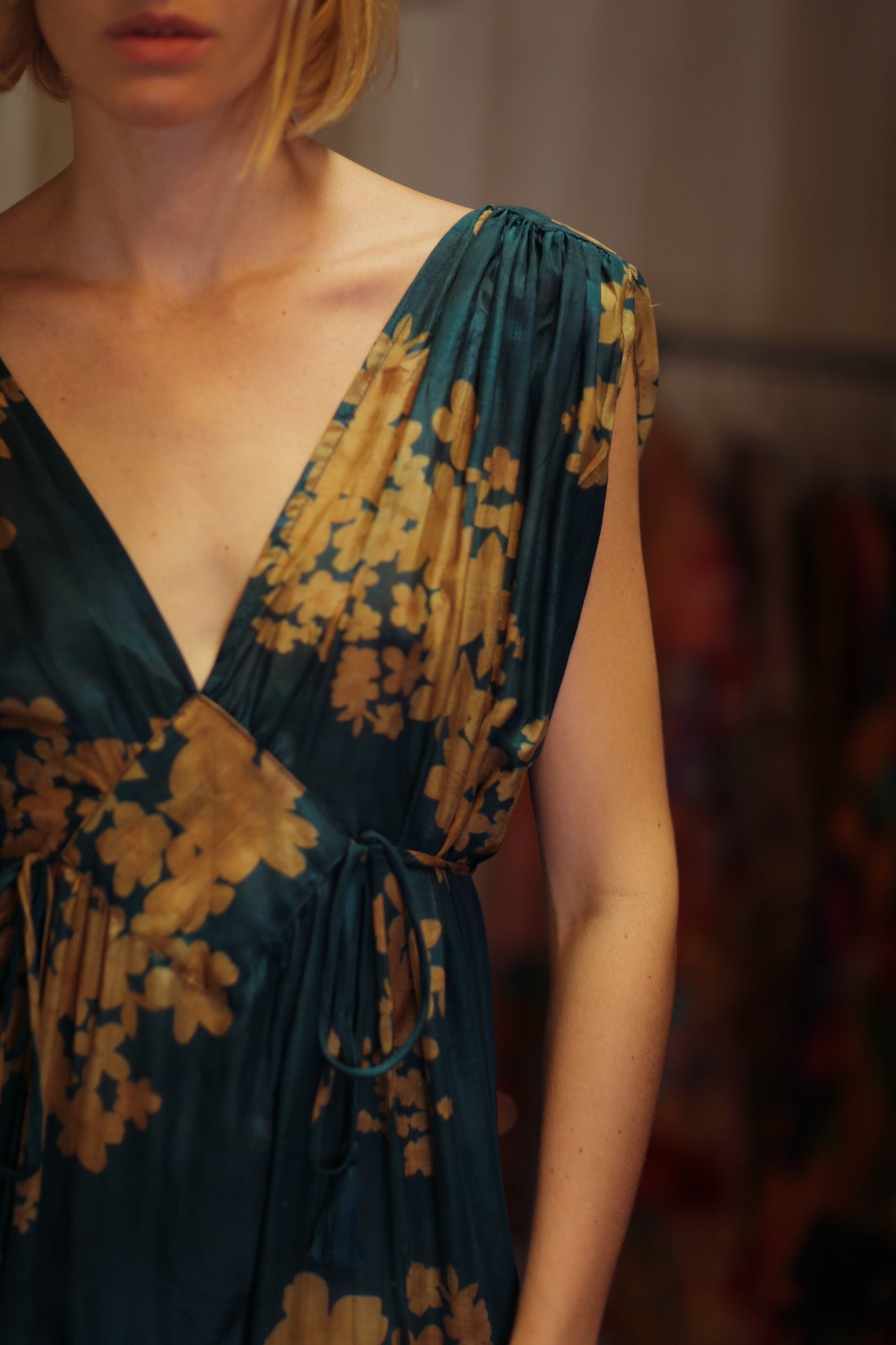 VICTORIA SILK DRESS GOLDEN BOUQUET - MOMO STUDIO BERLIN - Berlin Concept Store - sustainable & ethical fashion
