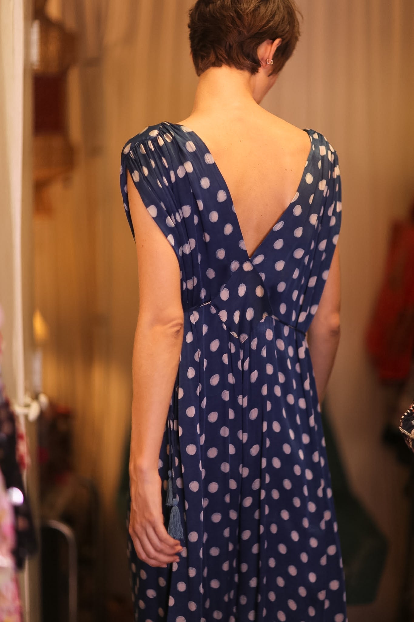 VICTORIA SILK DRESS MOONLET - BANGKOK TAILOR CLOTHING STORE - HANDMADE CLOTHING