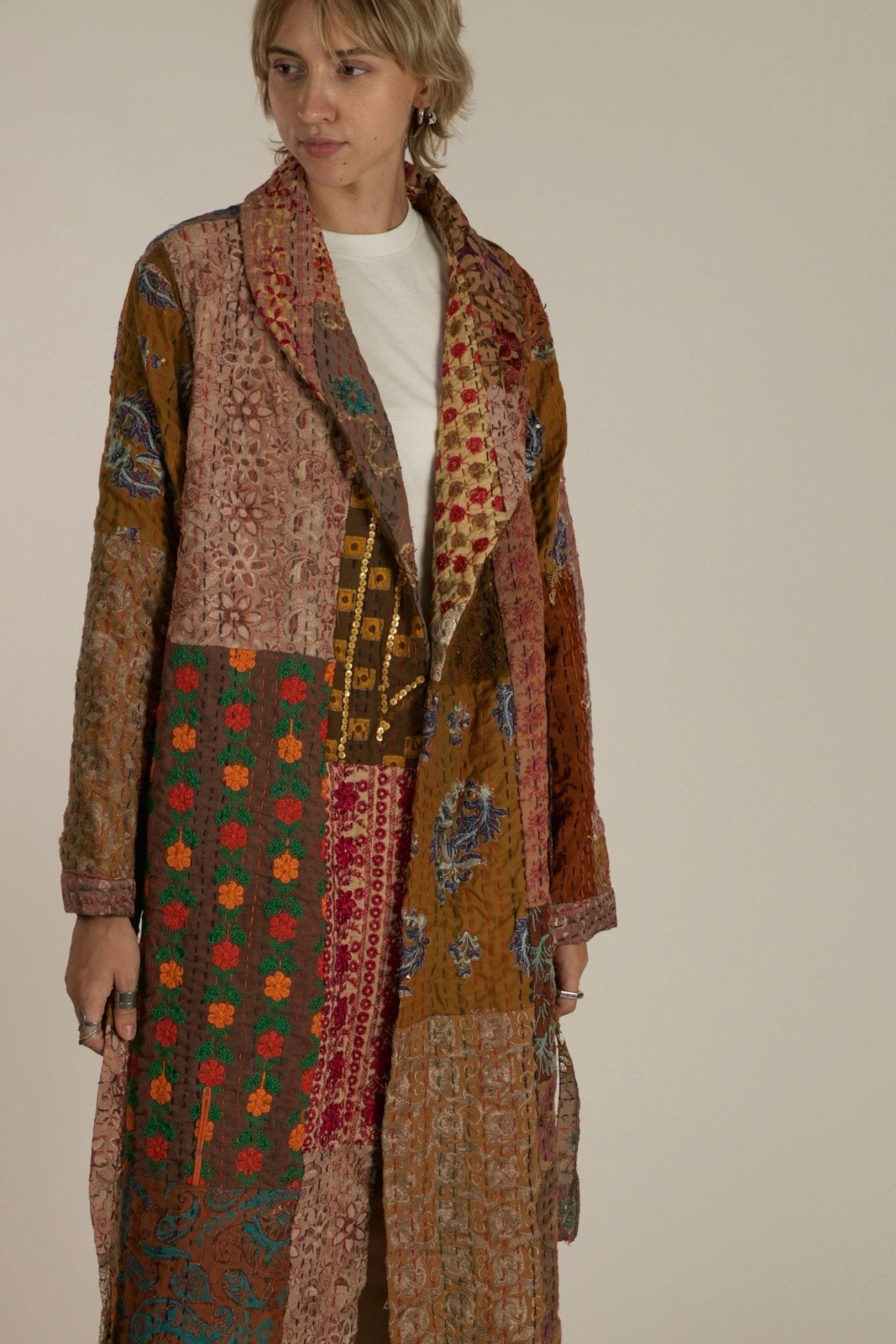 VICTORIA THALIA EMBROIDERE PATCHWORK KIMONO JACKET - MOMO STUDIO BERLIN - Berlin Concept Store - sustainable & ethical fashion