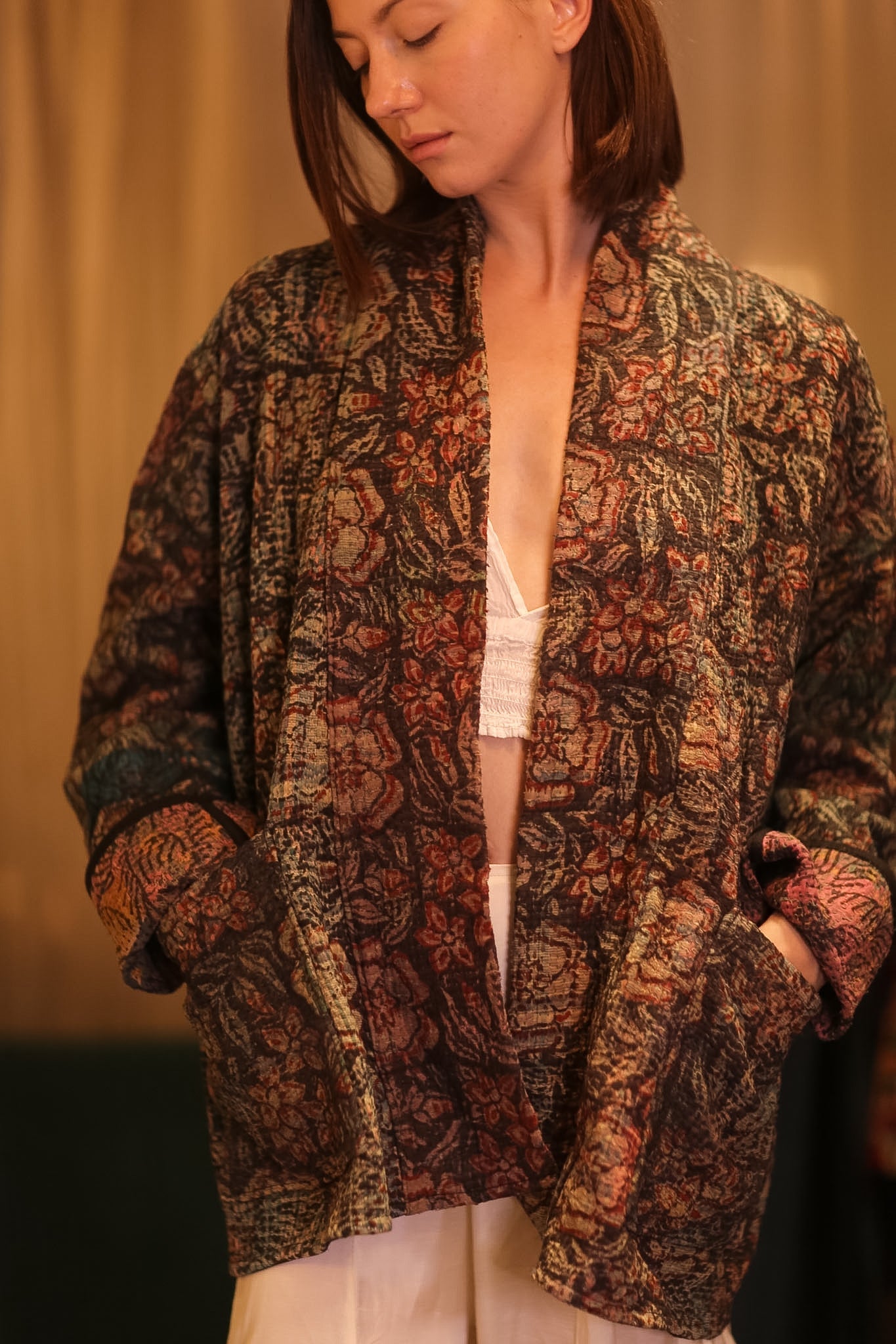 VINTAGE STYLE KANTHA SHORT KIMONO WILDROSE - MOMO STUDIO BERLIN - Berlin Concept Store - sustainable & ethical fashion