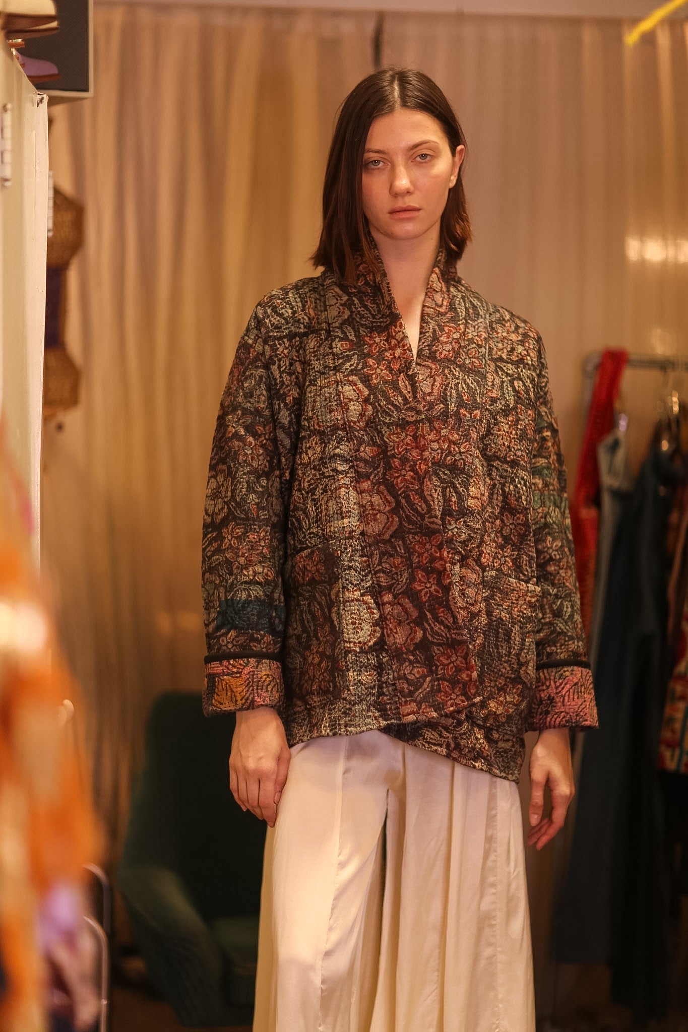 VINTAGE STYLE KANTHA SHORT KIMONO WILDROSE - MOMO STUDIO BERLIN - Berlin Concept Store - sustainable & ethical fashion