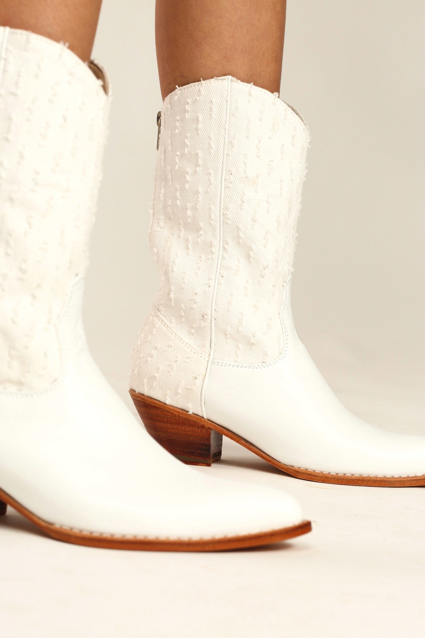 WHITE DENIM WESTERN BOOTS MILKA - MOMO STUDIO BERLIN - Berlin Concept Store - sustainable & ethical fashion