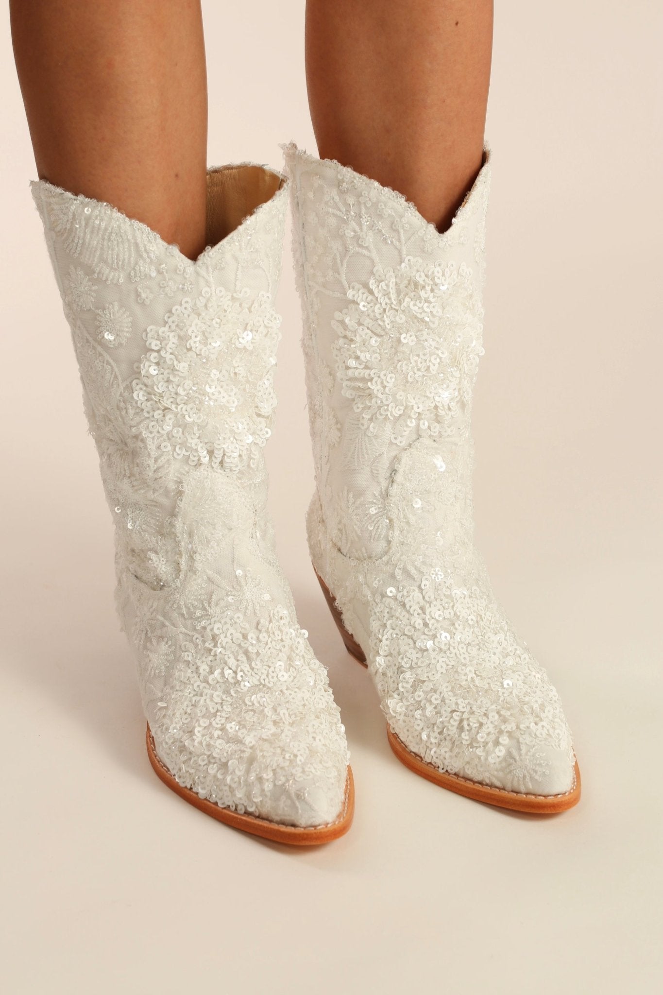 WHITE EMBROIDERED SEQUIN WEDDING BOOTS ODE - MOMO STUDIO BERLIN - Berlin Concept Store - sustainable & ethical fashion