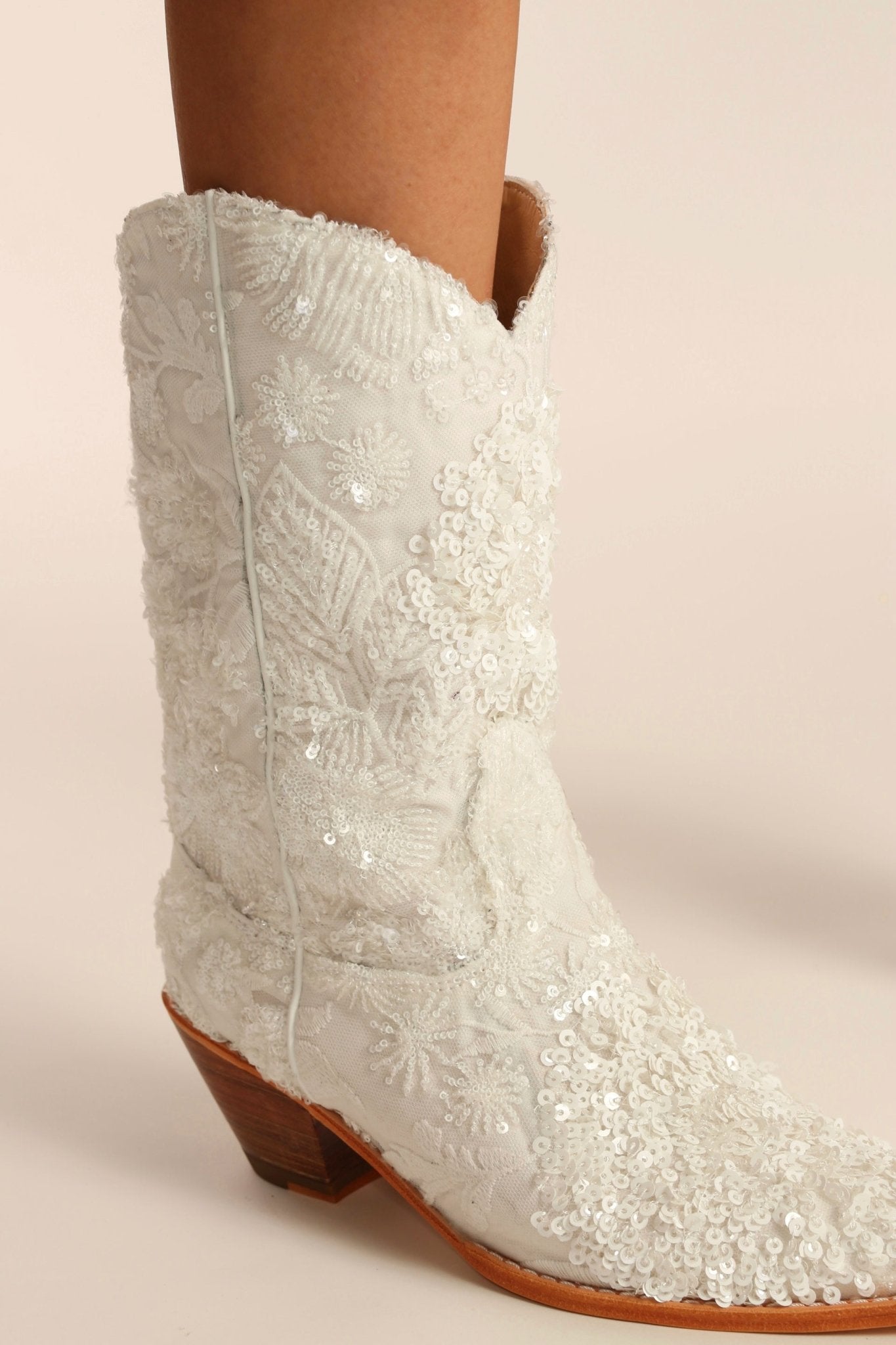 WHITE EMBROIDERED SEQUIN WEDDING BOOTS ODE - MOMO STUDIO BERLIN - Berlin Concept Store - sustainable & ethical fashion