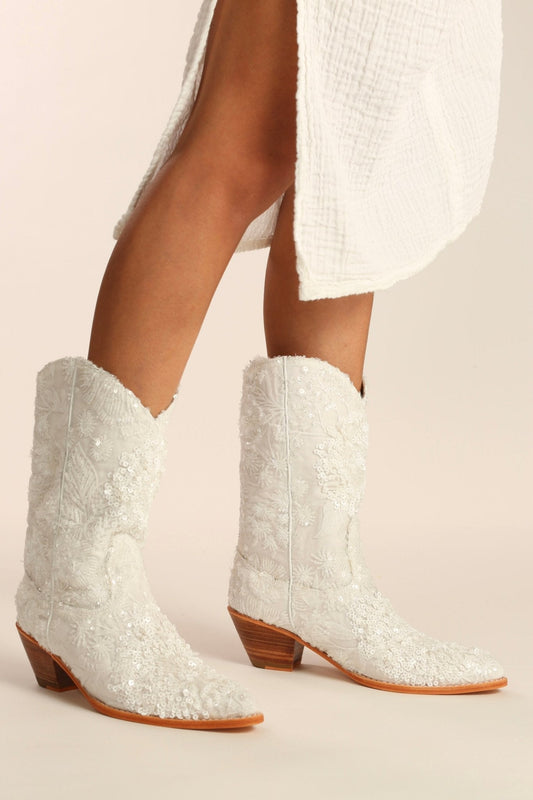 WHITE EMBROIDERED SEQUIN WEDDING BOOTS ODE - MOMO STUDIO BERLIN - Berlin Concept Store - sustainable & ethical fashion