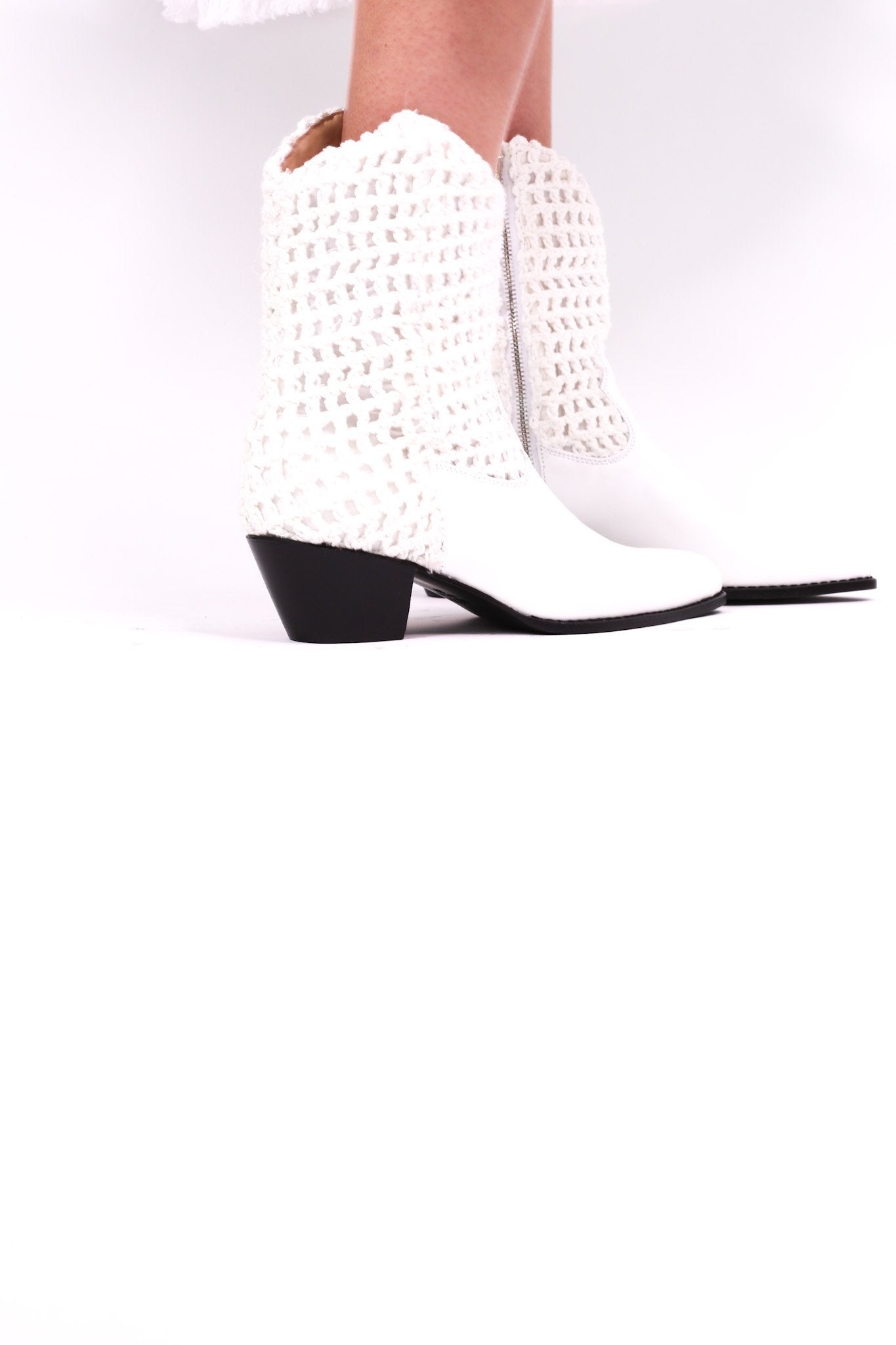 WHITE HAND CROCHET LEATHER ANKLE BOOTS NENNA - MOMO STUDIO BERLIN - Berlin Concept Store - sustainable & ethical fashion