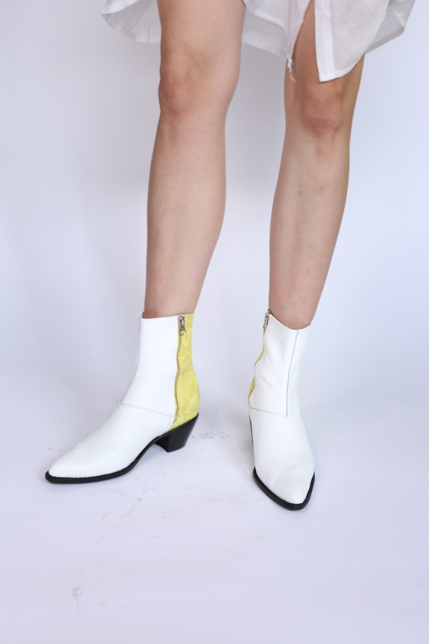 WHITE LEATHER YELLOW EMBROIDERED FABRIC BOOTS AGNETHA - MOMO STUDIO BERLIN - Berlin Concept Store - sustainable & ethical fashion