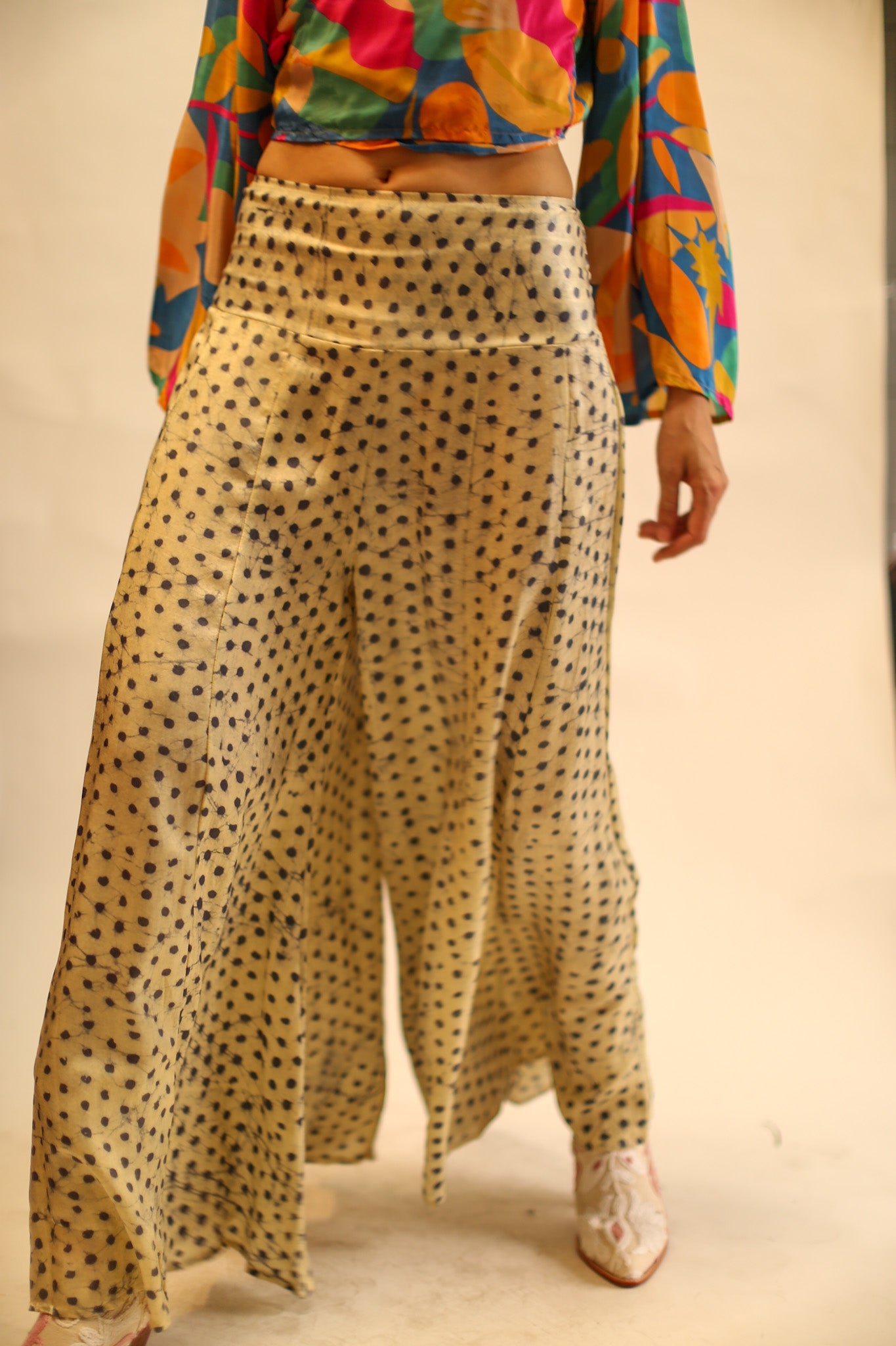 WIDE LEG BLOCK PRINT SILK PANTS RUBY - MOMO STUDIO BERLIN - Berlin Concept Store - sustainable & ethical fashion