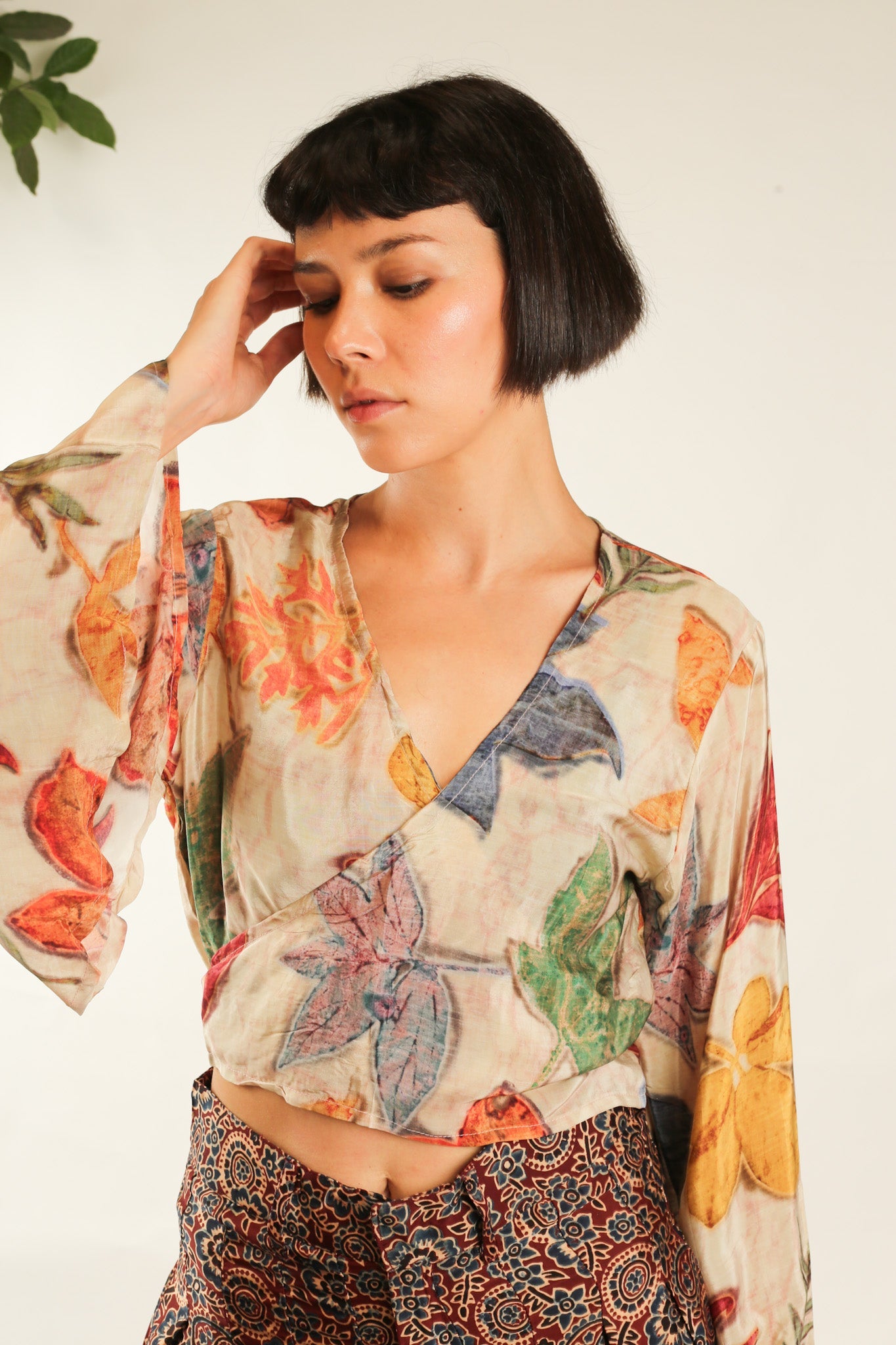 WRAP TOP SILK BLOCK PRINT CELINA - MOMO STUDIO BERLIN - Berlin Concept Store - sustainable & ethical fashion