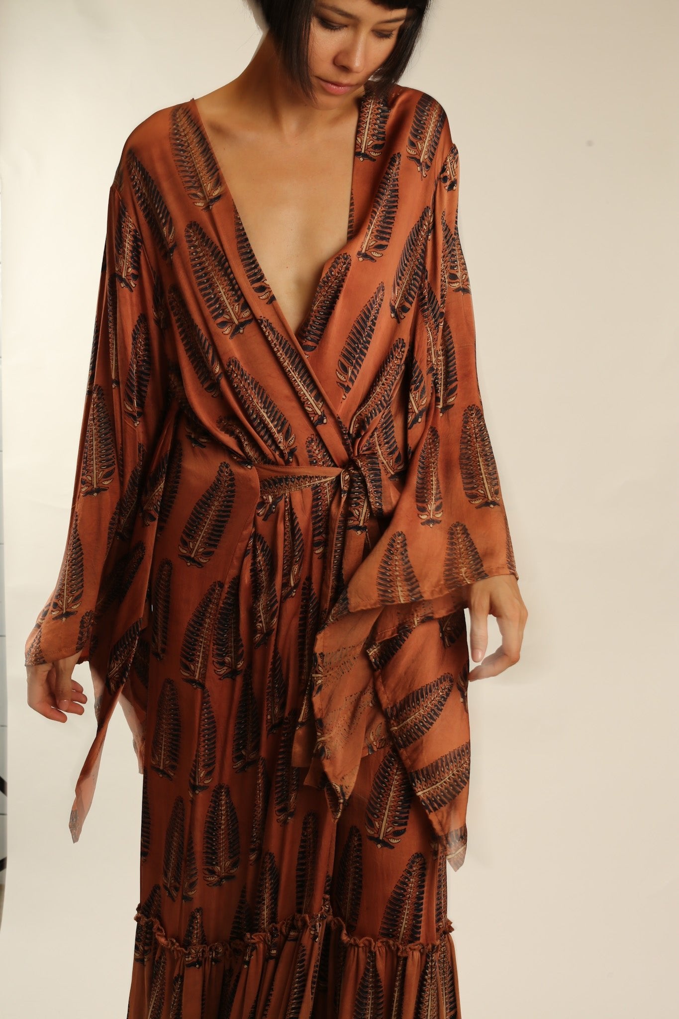 XL KIMONO FEATHER SILK KIMONO BOZENA - MOMO STUDIO BERLIN - Berlin Concept Store - sustainable & ethical fashion