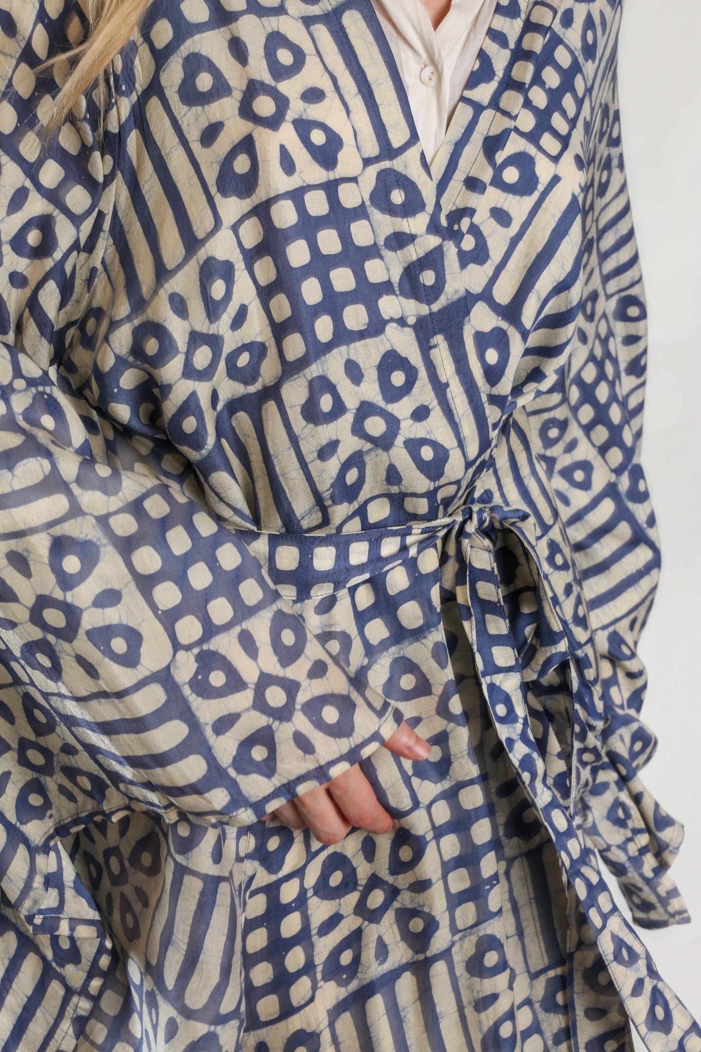 XL SILK KIMONO ADELLA - MOMO STUDIO BERLIN - Berlin Concept Store - sustainable & ethical fashion