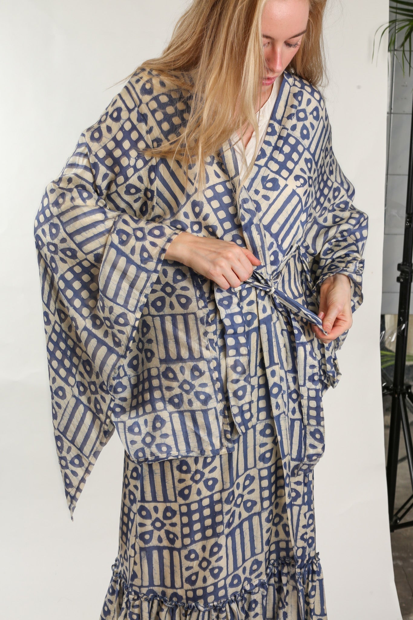 XL SILK KIMONO ADELLA - MOMO STUDIO BERLIN - Berlin Concept Store - sustainable & ethical fashion