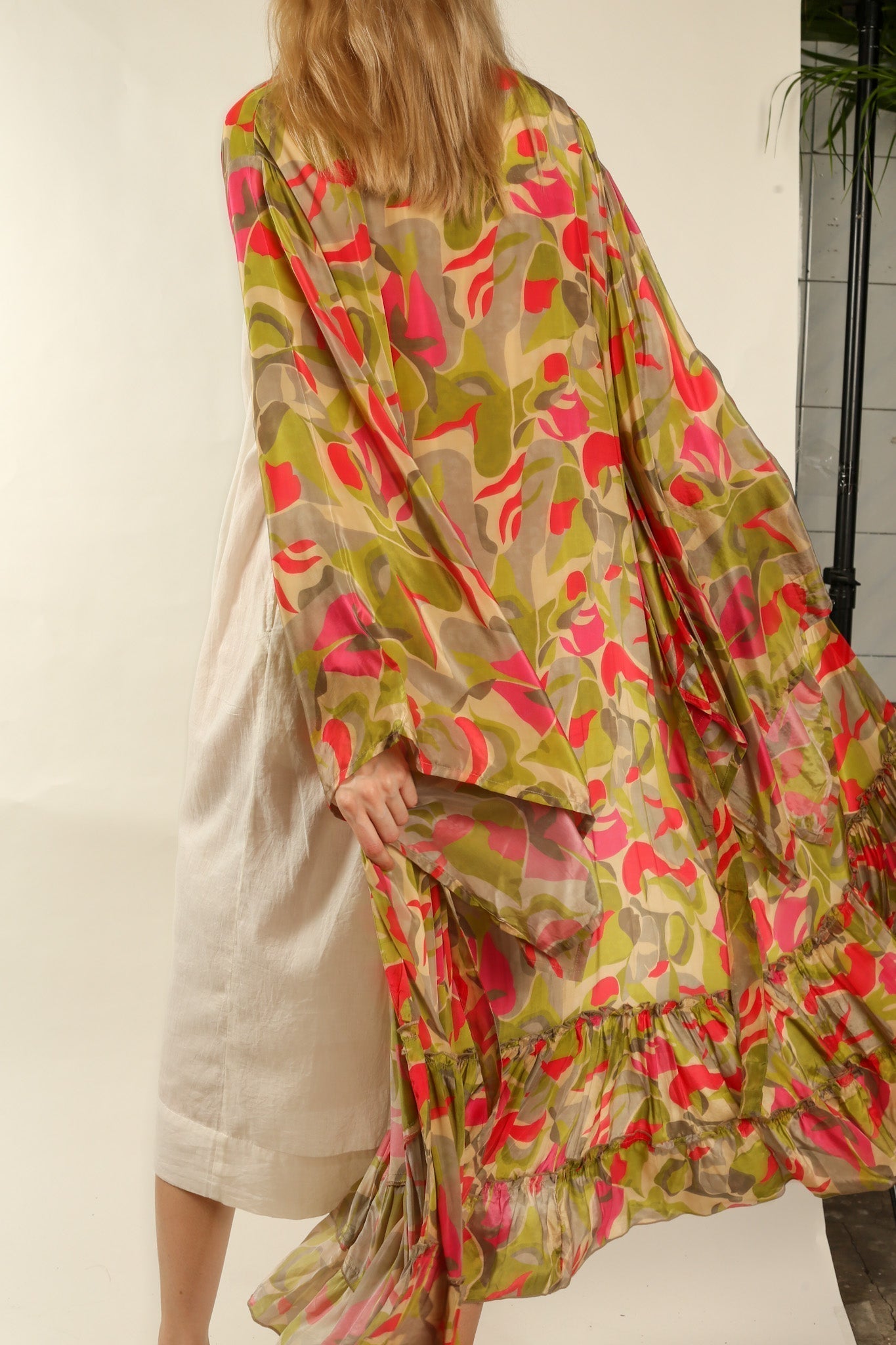 XL SILK KIMONO ADELLA - MOMO STUDIO BERLIN - Berlin Concept Store - sustainable & ethical fashion