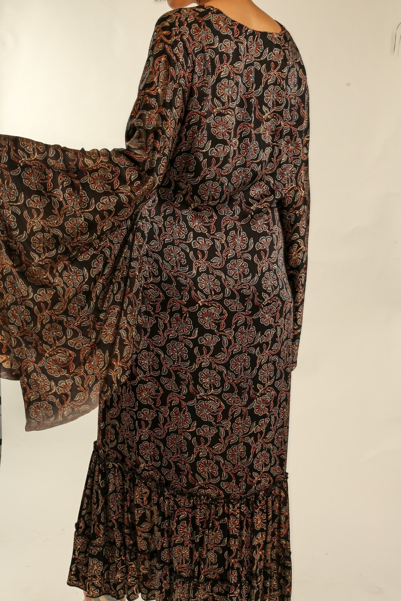 XL SILK KIMONO ADELLA - MOMO STUDIO BERLIN - Berlin Concept Store - sustainable & ethical fashion