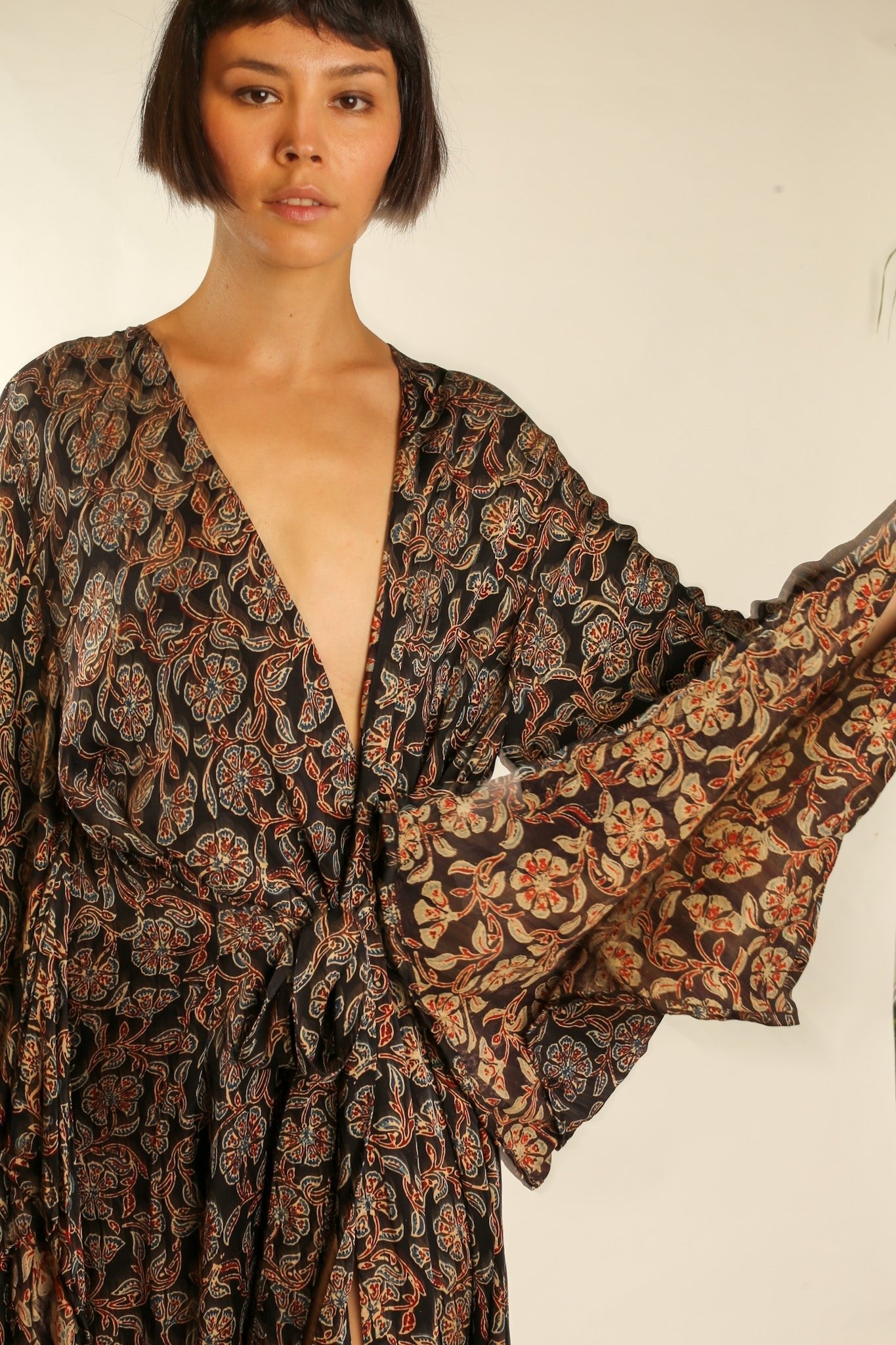 XL SILK KIMONO ADELLA - MOMO STUDIO BERLIN - Berlin Concept Store - sustainable & ethical fashion