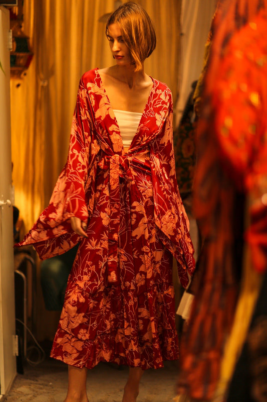 XXL WING SILK KIMONO JEEN - MOMO STUDIO BERLIN - Berlin Concept Store - sustainable & ethical fashion
